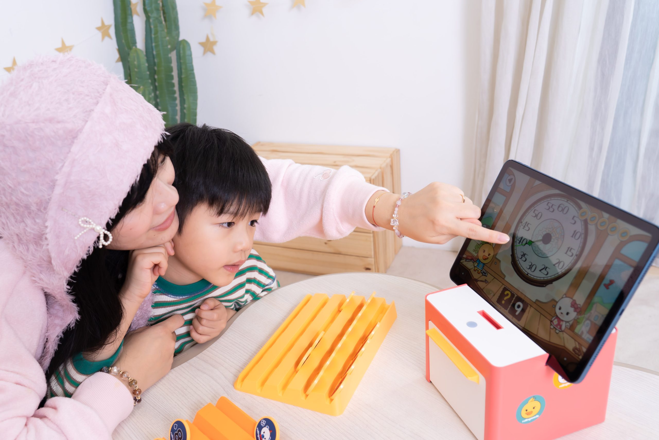 讓AI來助攻!沈浸式激發孩子主動學習!【韓國Rolling Seed智能互動學習遊戲機】茜茜獨家送收納包1200元+直播最狂折 讓AI來助攻!沈浸式激發孩子主動學習!【韓國Rolling Seed智能互動學習遊戲機】茜茜獨家送收納包1200元+直播最狂折