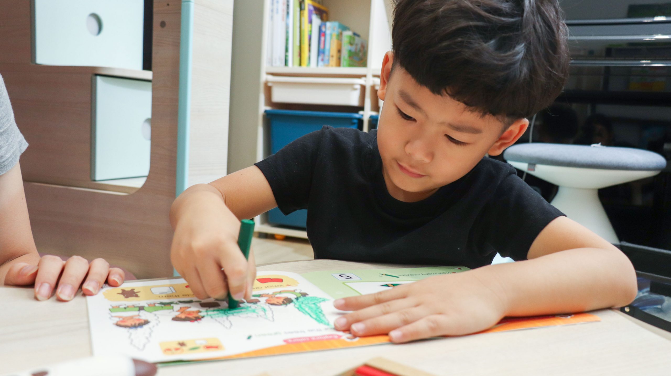 【KidsRead點讀筆x茜茜｜0歲開始～自然學雙語｜幼兒英文篇。茜茜建議適齡書單】