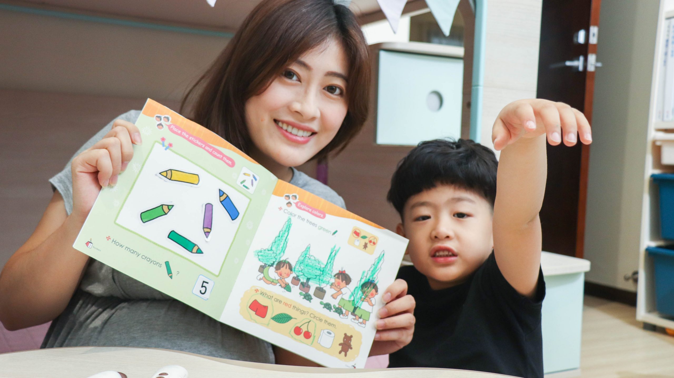 【KidsRead點讀筆x茜茜｜0歲開始～自然學雙語｜幼兒英文篇。茜茜建議適齡書單】
