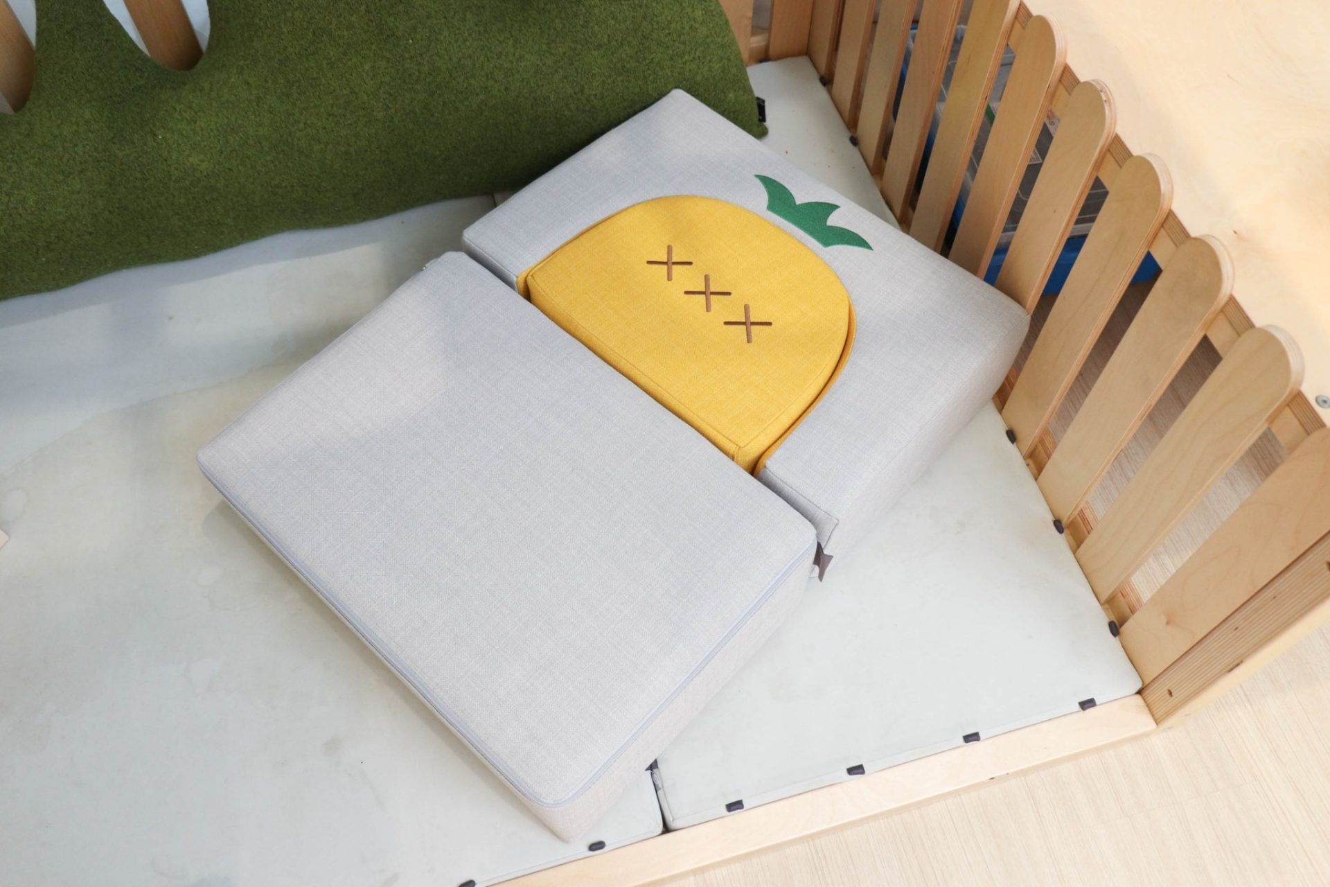 【長達五年耐用心得！韓國第一品牌Alzipmat折疊遊戲地墊。圍欄｜小沙發。野餐墊】