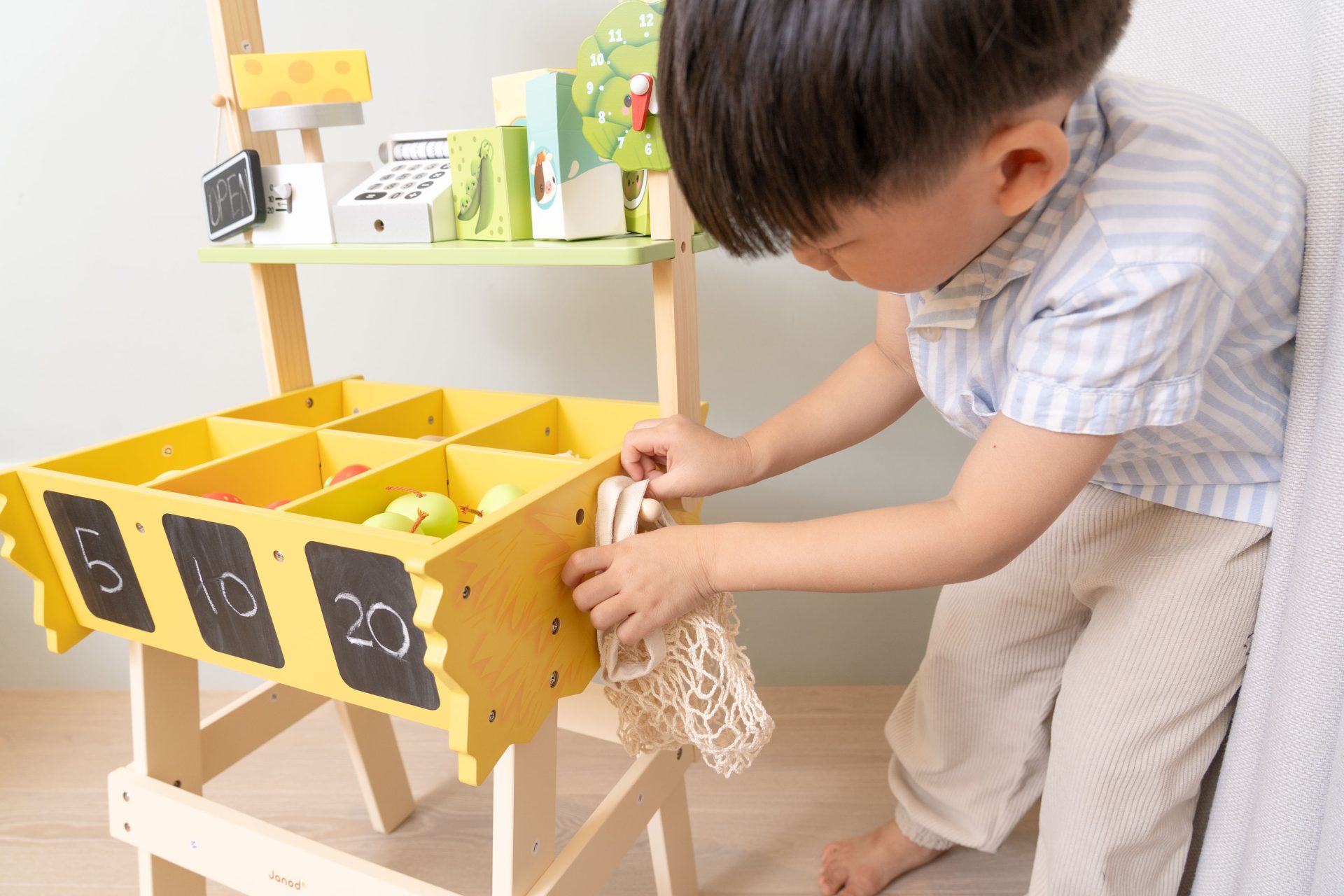 從切切樂到豪華廚房:孩子最愛的夢幻廚具清單一次公開✨【法國Janod+日本ED Inter廚房料理木玩 | 從0歲玩到12歲】茜茜獨家團購優惠 從切切樂到豪華廚房:孩子最愛的夢幻廚具清單一次公開✨【法國Janod+日本ED Inter廚房料理木玩 | 從0歲玩到12歲】茜茜獨家團購優惠