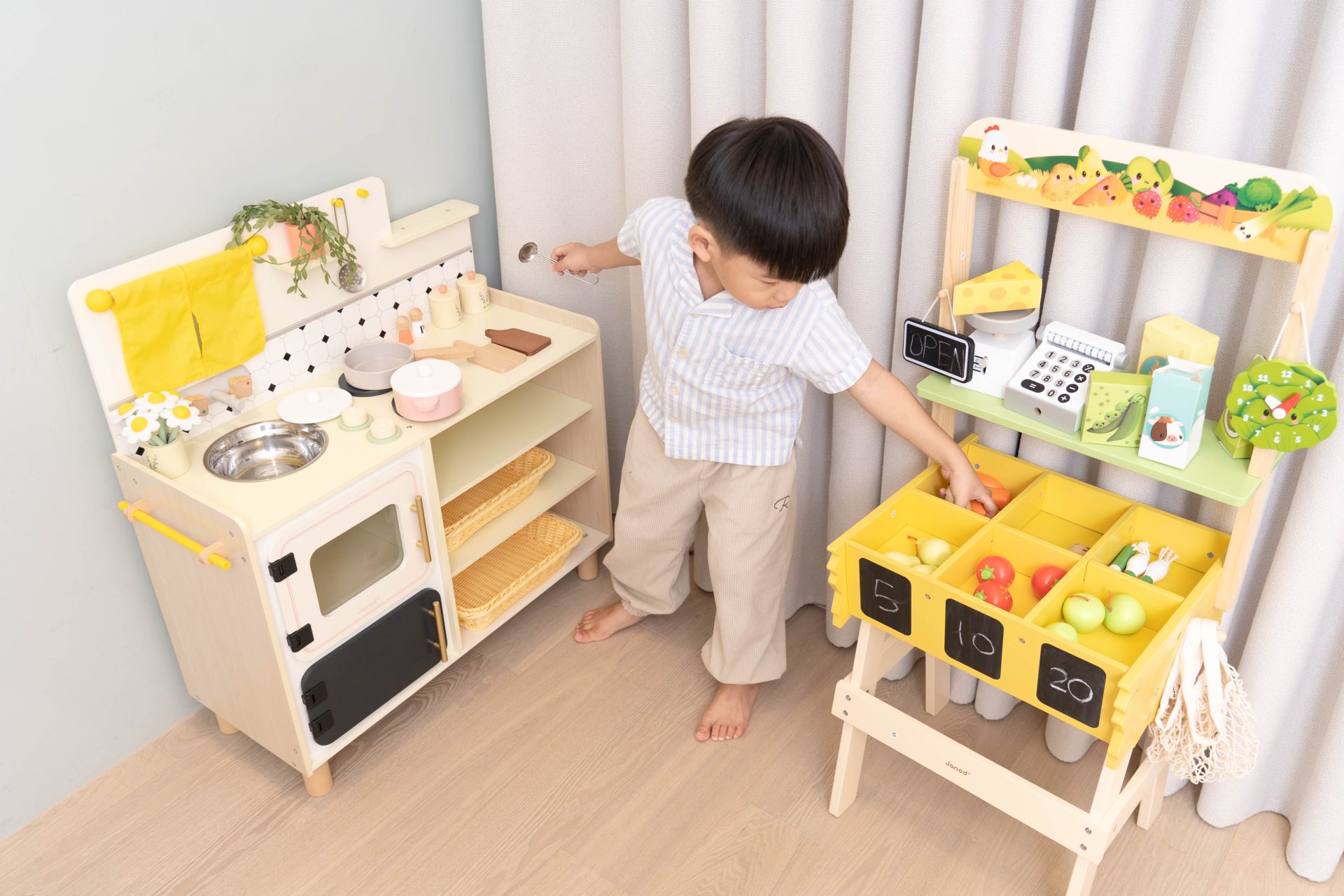 從切切樂到豪華廚房:孩子最愛的夢幻廚具清單一次公開✨【法國Janod+日本ED Inter廚房料理木玩 | 從0歲玩到12歲】茜茜獨家團購優惠 從切切樂到豪華廚房:孩子最愛的夢幻廚具清單一次公開✨【法國Janod+日本ED Inter廚房料理木玩 | 從0歲玩到12歲】茜茜獨家團購優惠