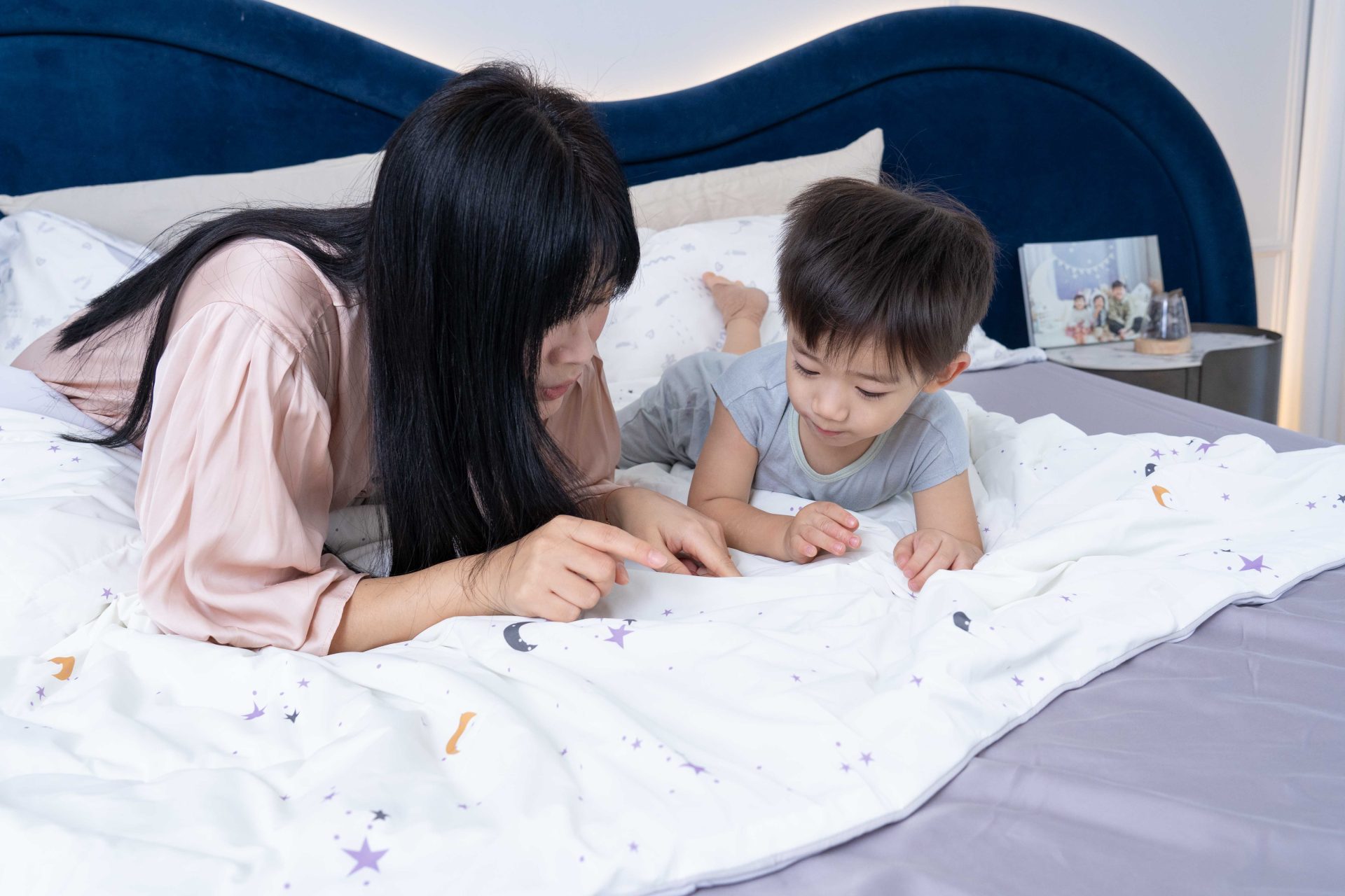 【給你柔柔嫩嫩一夜好眠|伯尼寢具 頂級膠原蛋白60支天絲寢具+汪汪隊天絲兒童睡墊】茜茜質感好物團購 【給你柔柔嫩嫩一夜好眠|伯尼寢具 頂級膠原蛋白60支天絲寢具+汪汪隊天絲兒童睡墊】茜茜質感好物團購