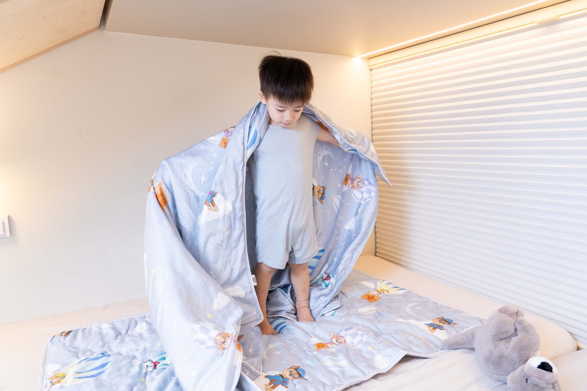 【給你柔柔嫩嫩一夜好眠|伯尼寢具 頂級膠原蛋白60支天絲寢具+汪汪隊天絲兒童睡墊】茜茜質感好物團購 【給你柔柔嫩嫩一夜好眠|伯尼寢具 頂級膠原蛋白60支天絲寢具+汪汪隊天絲兒童睡墊】茜茜質感好物團購