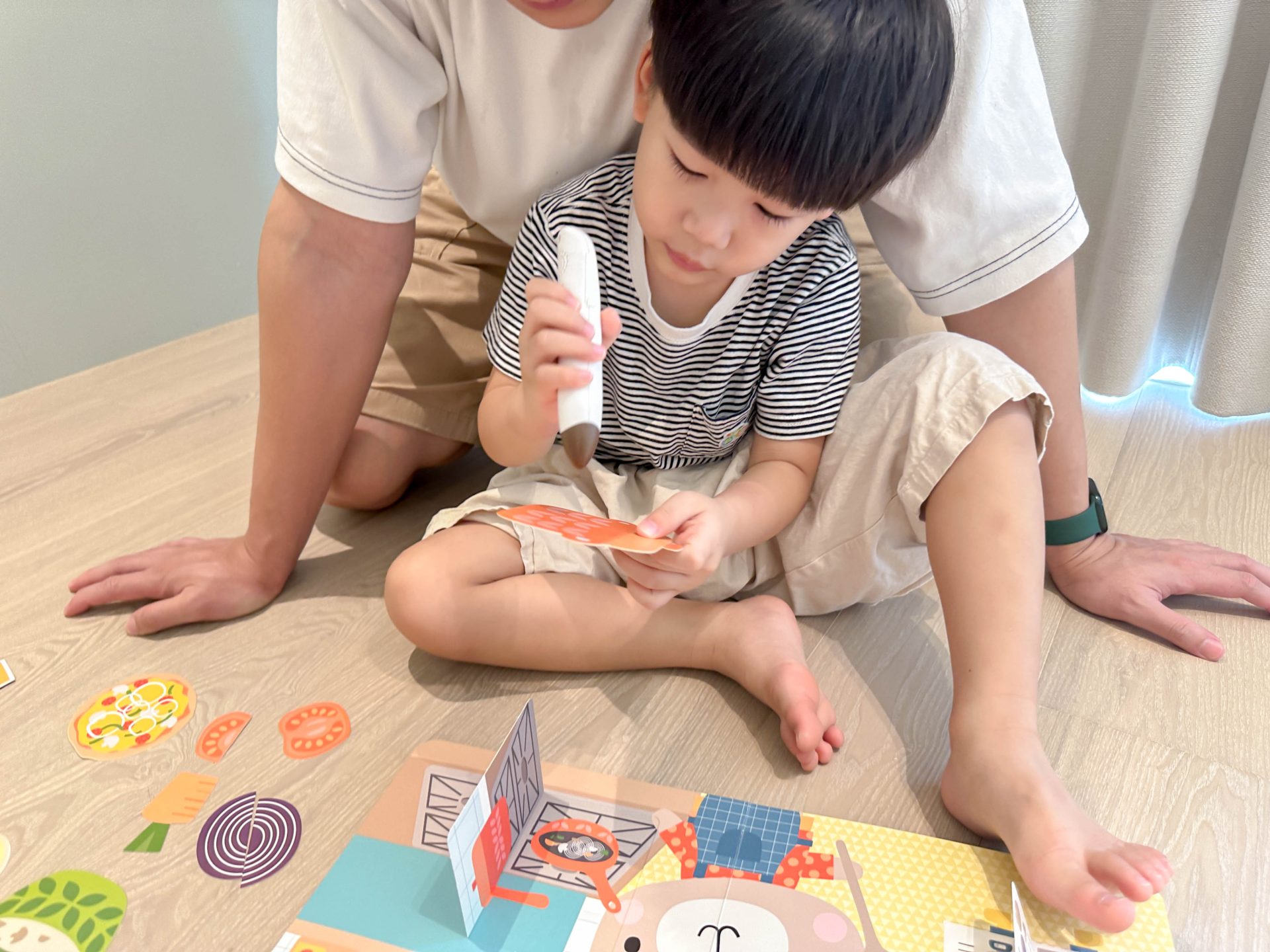 【KidsRead點讀筆x茜茜｜同步提升專注力｜幼兒英文篇。互動學習系列】+小小職人遊戲屋