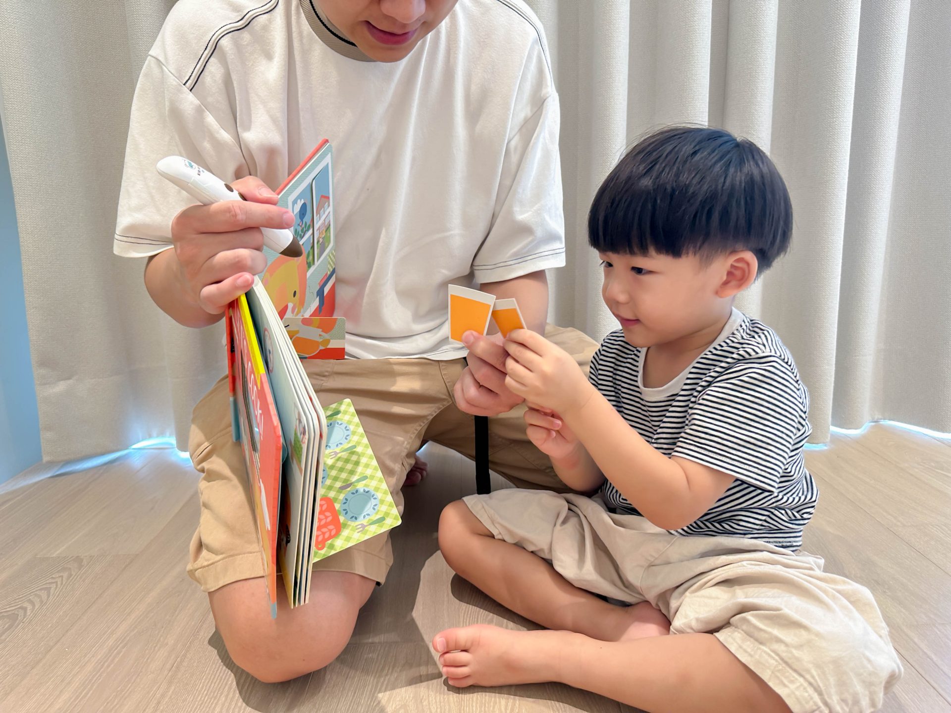 【KidsRead點讀筆x茜茜｜同步提升專注力｜幼兒英文篇。互動學習系列】+小小職人遊戲屋