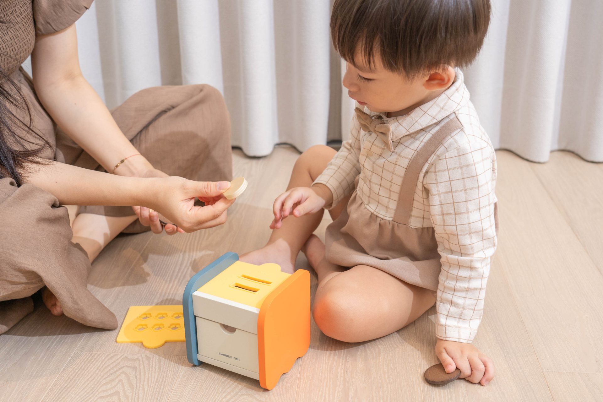 擔心孩子發展跟不上？你需要這個好東西【Learning Time 幼兒引導式學習盒】0~30個月成長 & 2歲以上情緒學習