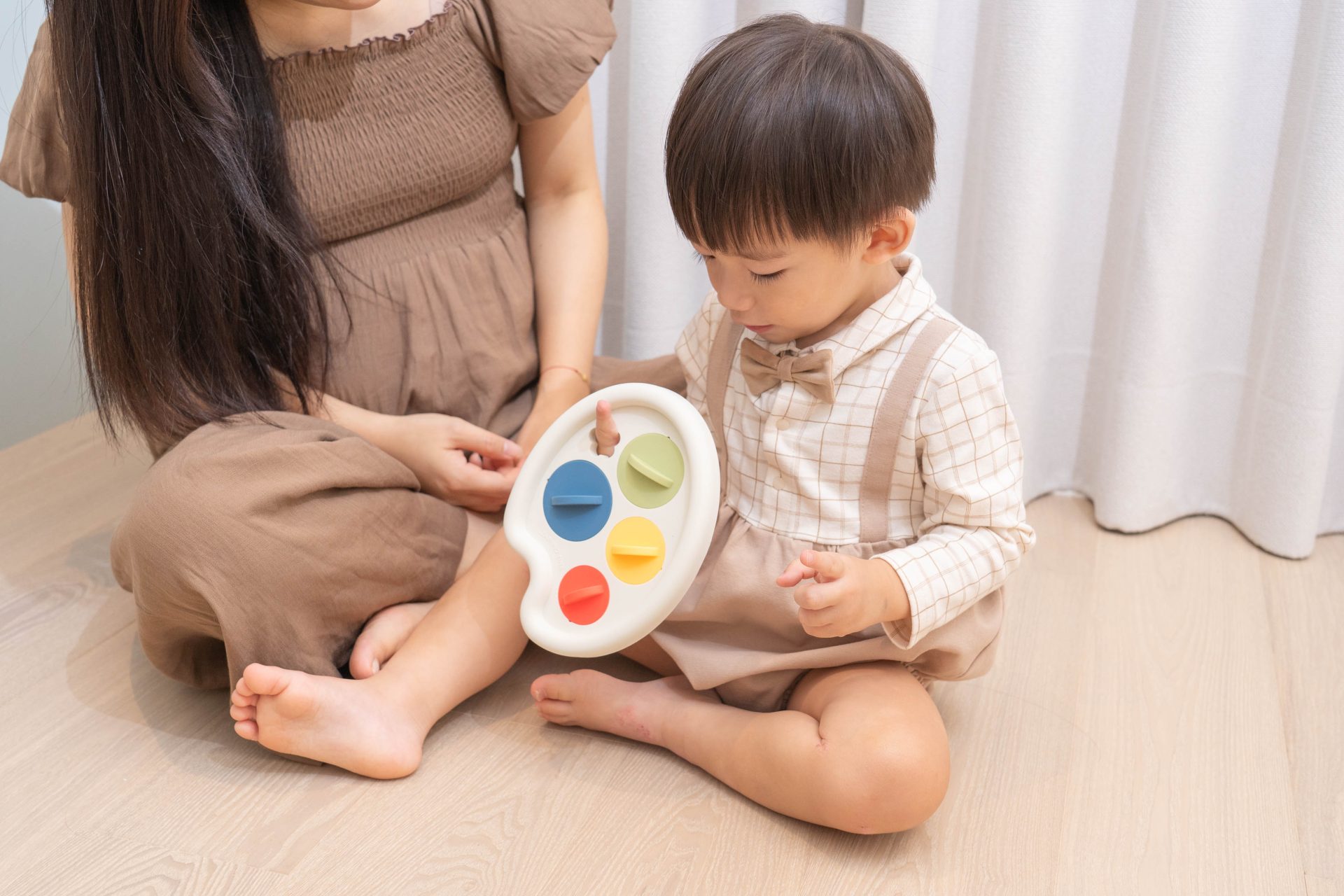 擔心孩子發展跟不上？你需要這個好東西【Learning Time 幼兒引導式學習盒】0~30個月成長 & 2歲以上情緒學習