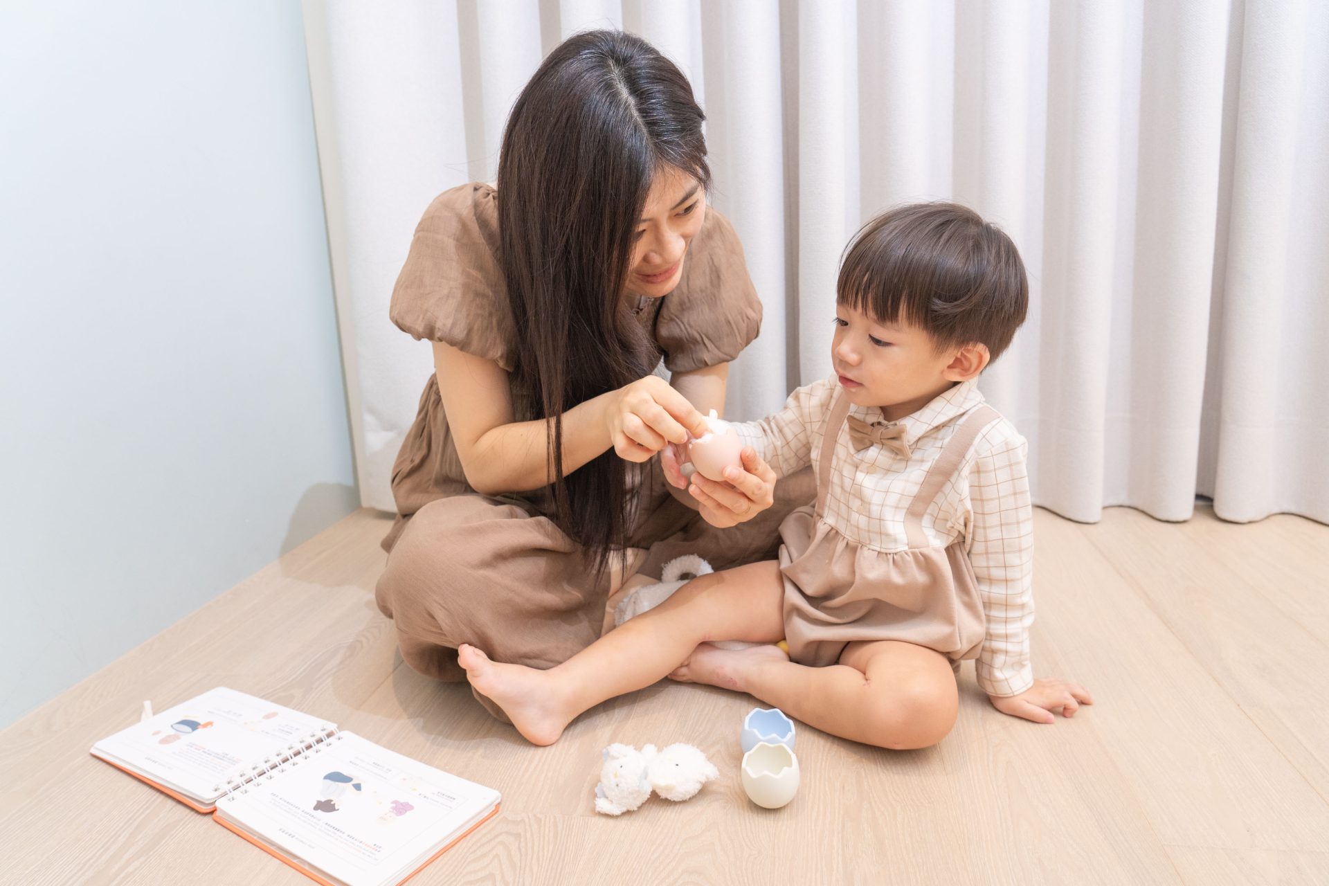 擔心孩子發展跟不上？你需要這個好東西【Learning Time 幼兒引導式學習盒】0~30個月成長 & 2歲以上情緒學習