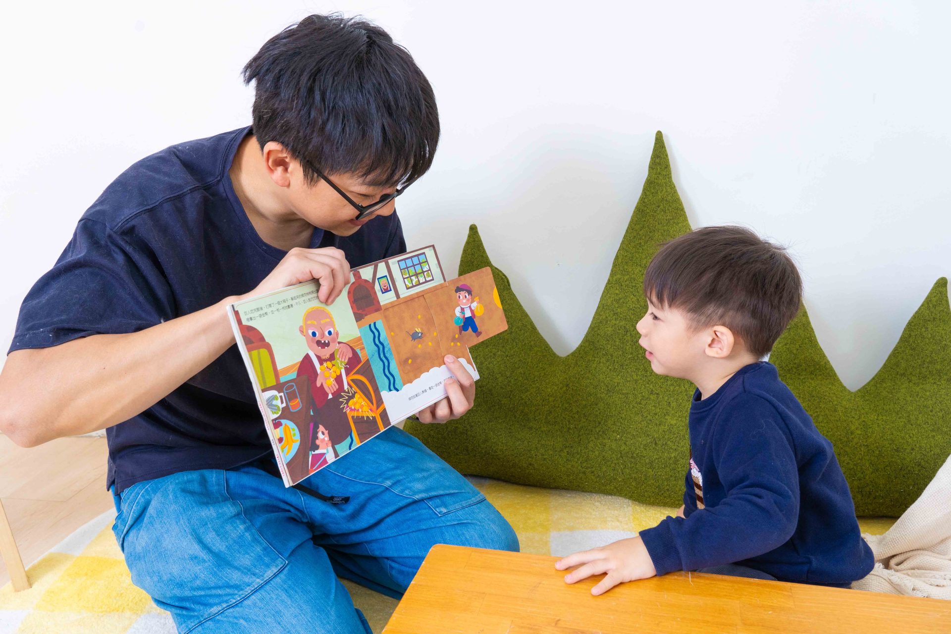 禾流文創童書團購【茜茜推薦|0-2歲+ 幼兒六感篇(下) 視覺、味覺、動覺】2025上半年度最大團。獨家新品。內有音樂書試聽影片 禾流文創童書團購【茜茜推薦|0-2歲+ 幼兒六感篇(下) 視覺、味覺、動覺】2025上半年度最大團。獨家新品。內有音樂書試聽影片