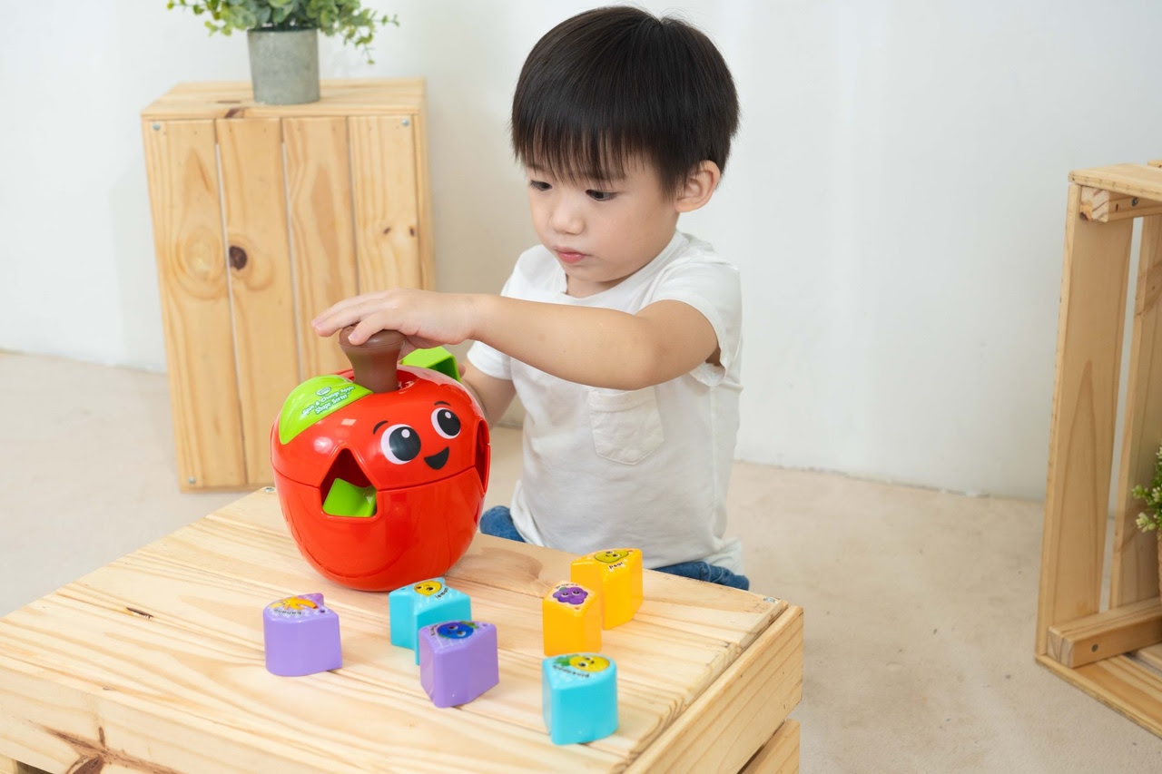 茜茜獨家新品首發【0歲~12歲玩中學英文|美國Leap Frog跳跳蛙 英文學習互動玩具~超好玩】 茜茜獨家新品首發【0歲~12歲玩中學英文|美國Leap Frog跳跳蛙 英文學習互動玩具~超好玩】