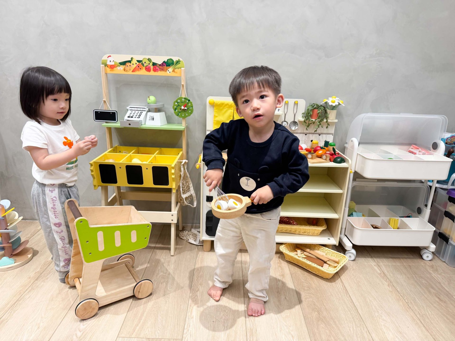從切切樂到豪華廚房:孩子最愛的夢幻廚具清單一次公開✨【法國Janod+日本ED Inter廚房料理木玩 | 從0歲玩到12歲】茜茜獨家團購優惠 從切切樂到豪華廚房:孩子最愛的夢幻廚具清單一次公開✨【法國Janod+日本ED Inter廚房料理木玩 | 從0歲玩到12歲】茜茜獨家團購優惠