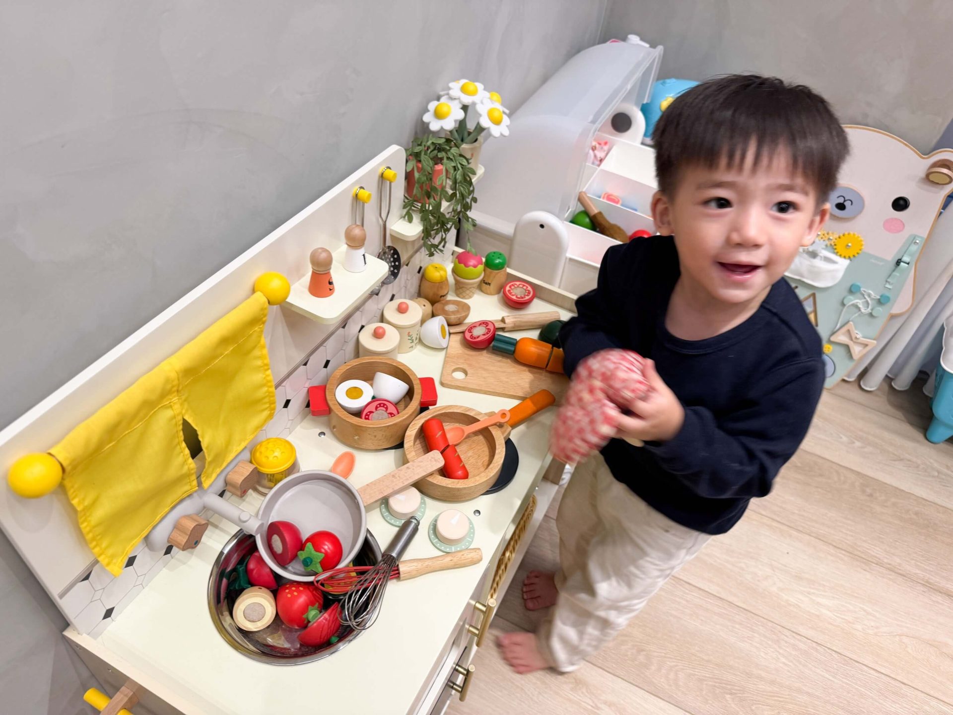從切切樂到豪華廚房:孩子最愛的夢幻廚具清單一次公開✨【法國Janod+日本ED Inter廚房料理木玩 | 從0歲玩到12歲】茜茜獨家團購優惠 從切切樂到豪華廚房:孩子最愛的夢幻廚具清單一次公開✨【法國Janod+日本ED Inter廚房料理木玩 | 從0歲玩到12歲】茜茜獨家團購優惠