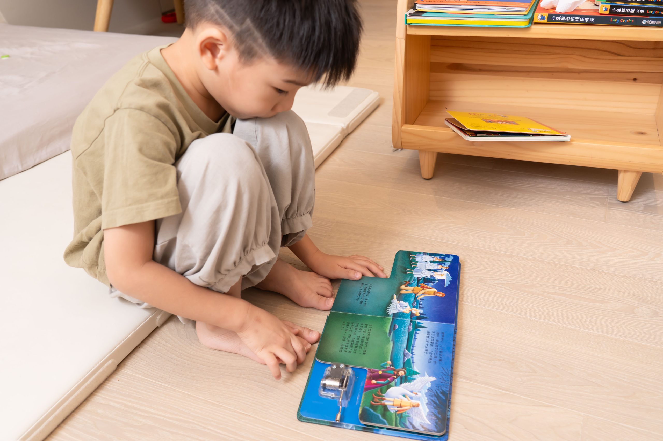 禾流文創童書團購【茜茜推薦|0-2歲+ 幼兒六感篇(下) 視覺、味覺、動覺】2025下半年度最大團。獨家新品。內有音樂書試聽影片 禾流文創童書團購【茜茜推薦|0-2歲+ 幼兒六感篇(下) 視覺、味覺、動覺】2025下半年度最大團。獨家新品。內有音樂書試聽影片