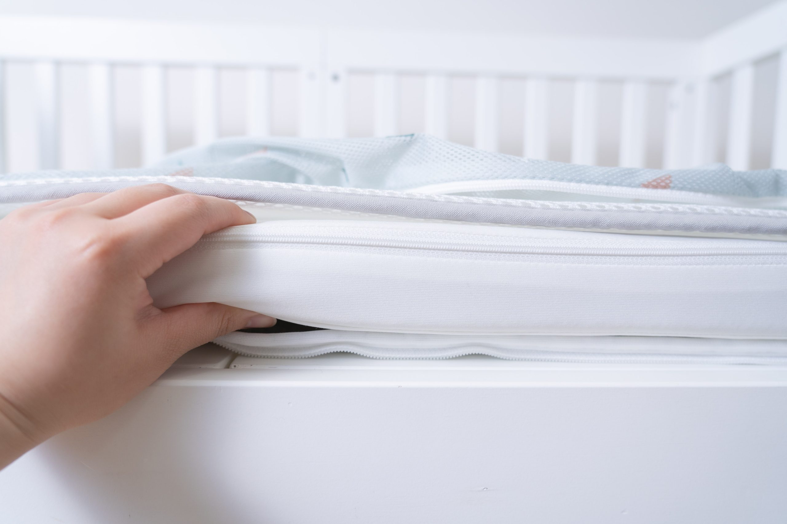 為什麼【韓國GIO｜涼爽座墊。有機棉透氣床墊。6.6cm三明治厚床墊。頭型枕。冰巢涼感】總是大熱賣？｜茜茜獨家團購優惠