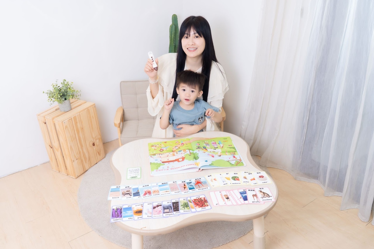 【KidsRead點讀筆x茜茜｜0歲開始～自然學雙語｜幼兒英文篇。茜茜建議適齡書單】