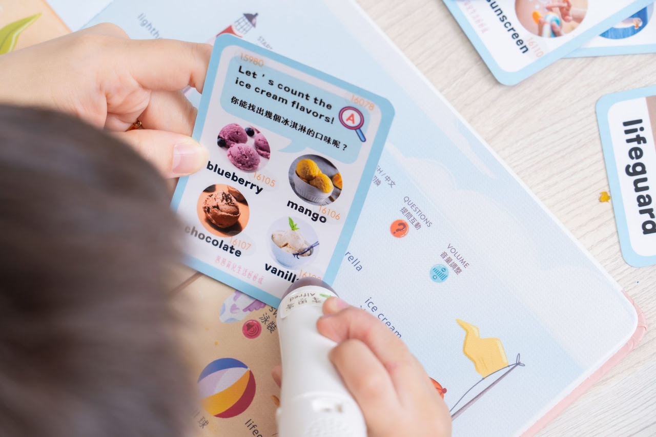 【KidsRead點讀筆x茜茜｜0歲開始～自然學雙語｜幼兒英文篇。茜茜建議適齡書單】
