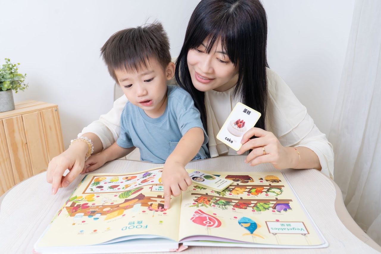 【KidsRead點讀筆x茜茜｜0歲開始～自然學雙語｜幼兒英文篇。茜茜建議適齡書單】
