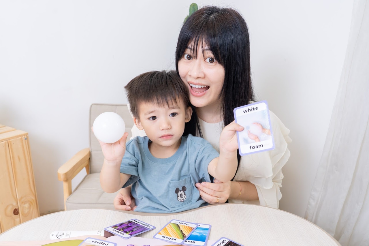 【KidsRead點讀筆x茜茜｜0歲開始～自然學雙語｜幼兒英文篇。茜茜建議適齡書單】