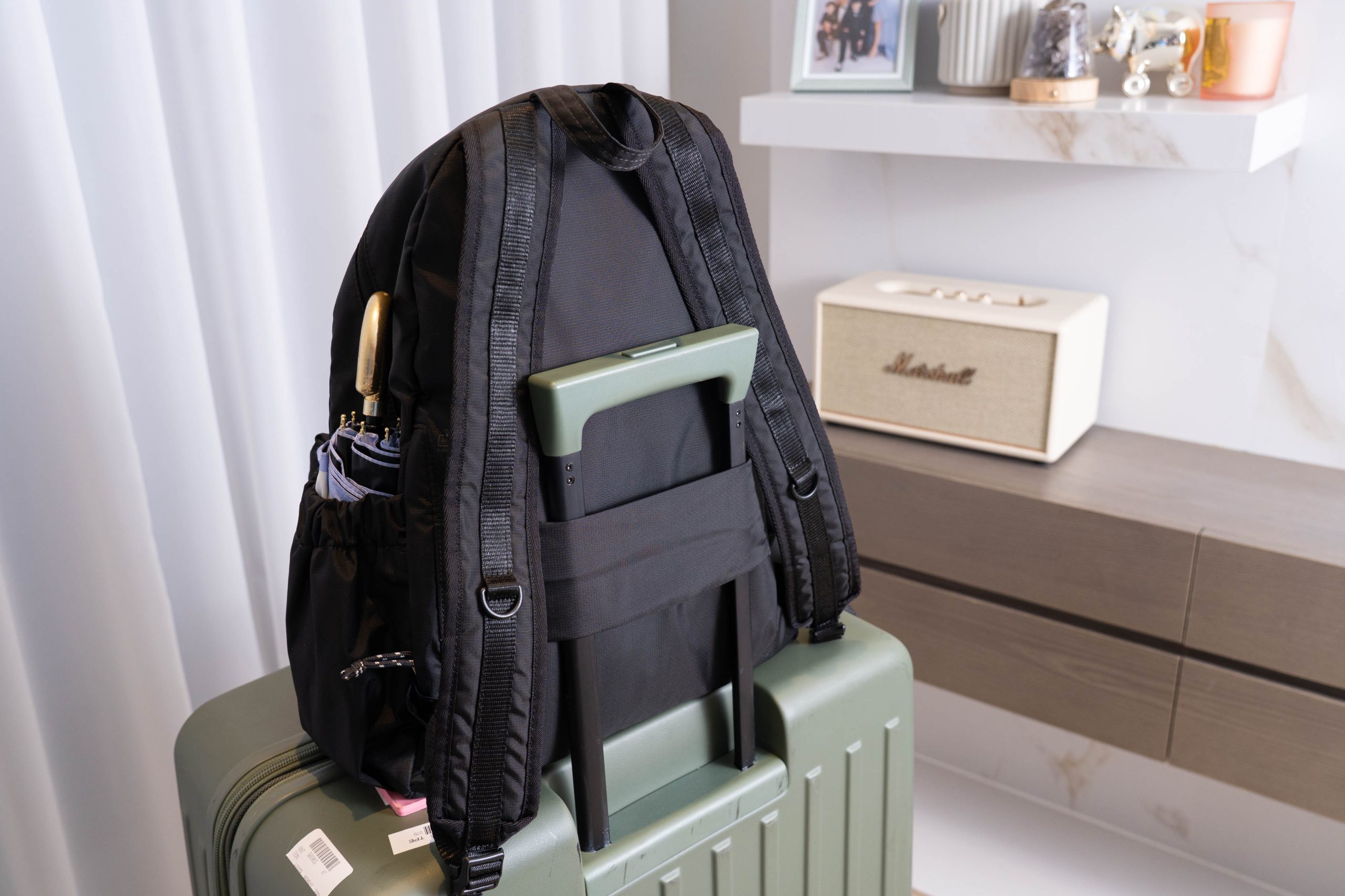 超神！拉鍊一拉多出40%收納空間！【韓國Branden收納專家｜最新二代系列＋Lite超輕量系列】壓縮收納袋(衣物/寢具/外套)。盥洗包。化妝包。護照包。防盜背包。鞋袋