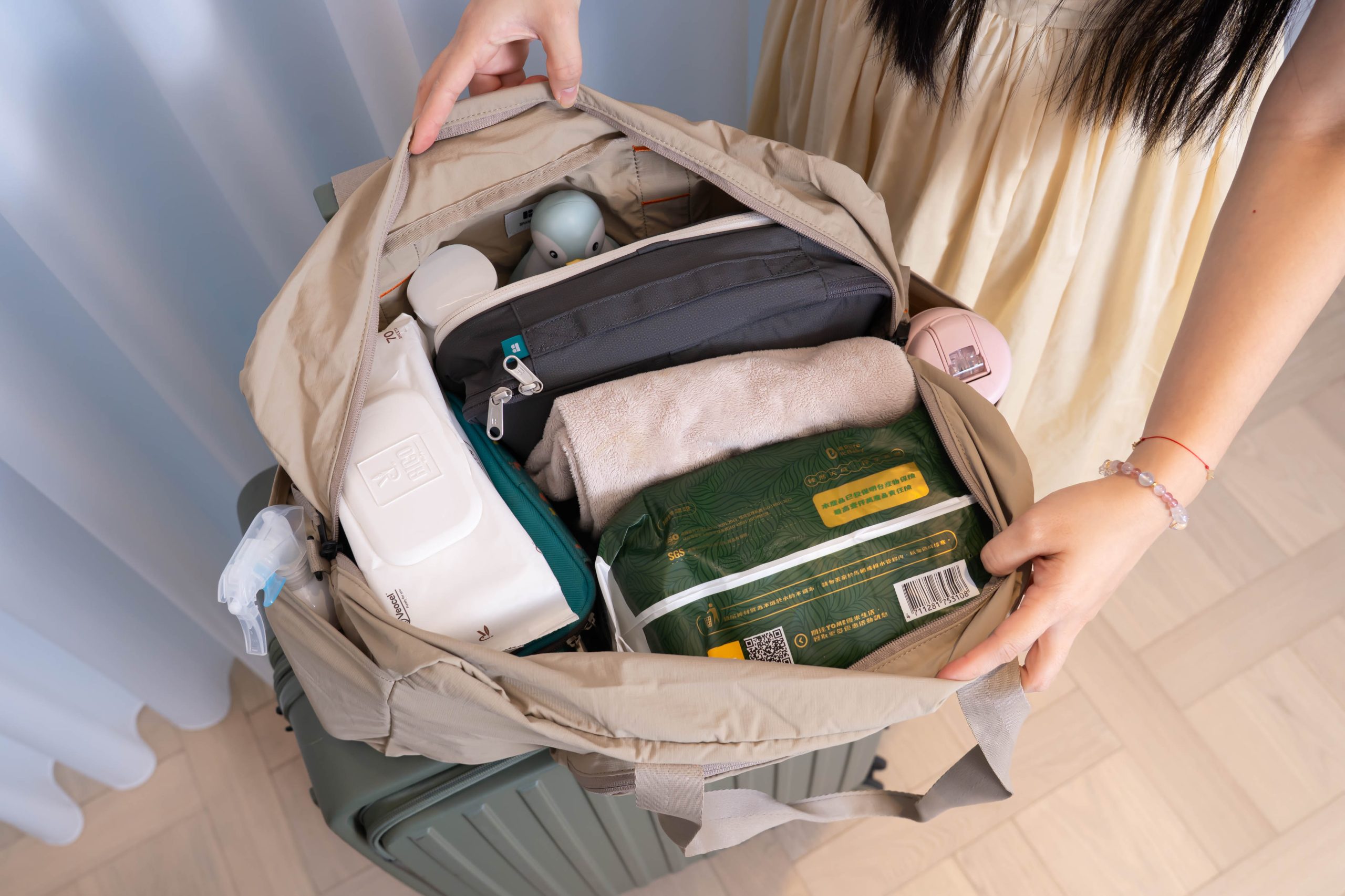 超神！拉鍊一拉多出40%收納空間！【韓國Branden收納專家｜最新二代系列＋Lite超輕量系列】壓縮收納袋(衣物/寢具/外套)。盥洗包。化妝包。護照包。防盜背包。鞋袋