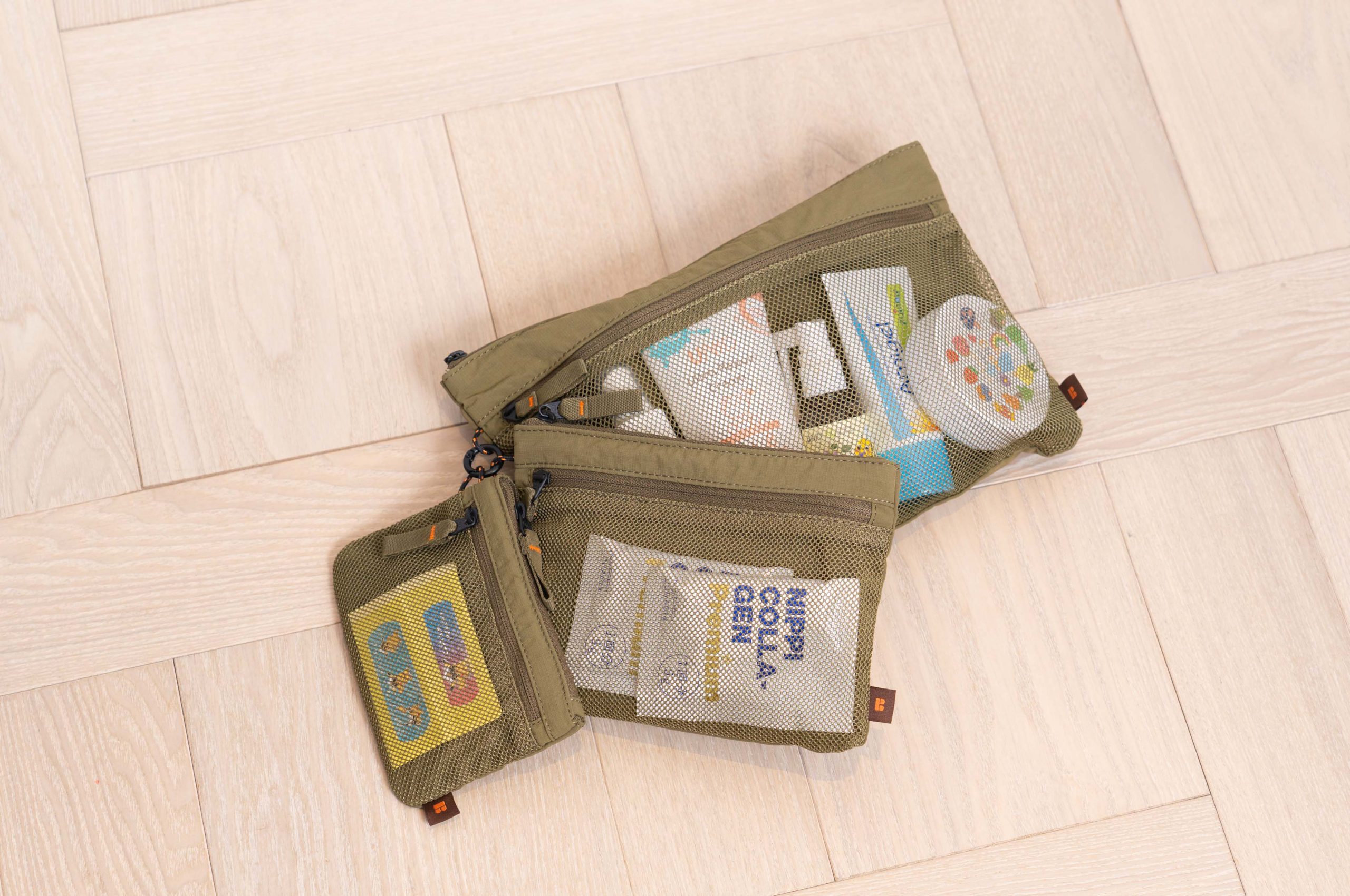 超神！拉鍊一拉多出40%收納空間！【韓國Branden收納專家｜最新二代系列＋Lite超輕量系列】壓縮收納袋(衣物/寢具/外套)。盥洗包。化妝包。護照包。防盜背包。鞋袋