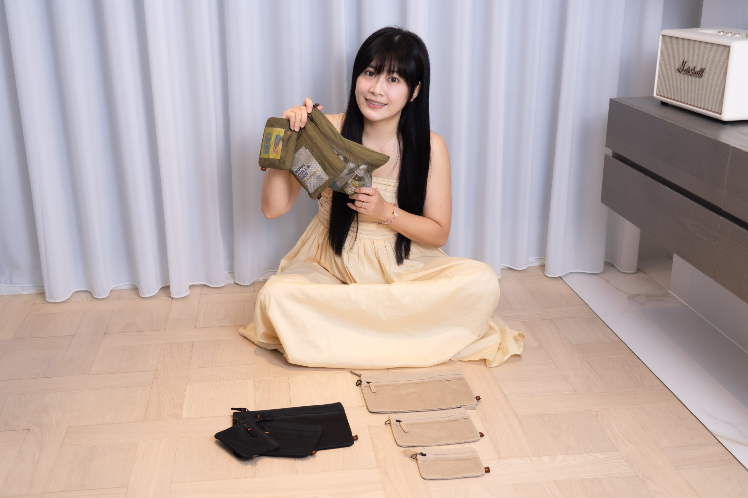 超神！拉鍊一拉多出40%收納空間！【韓國Branden收納專家｜最新二代系列＋Lite超輕量系列】壓縮收納袋(衣物/寢具/外套)。盥洗包。化妝包。護照包。防盜背包。鞋袋