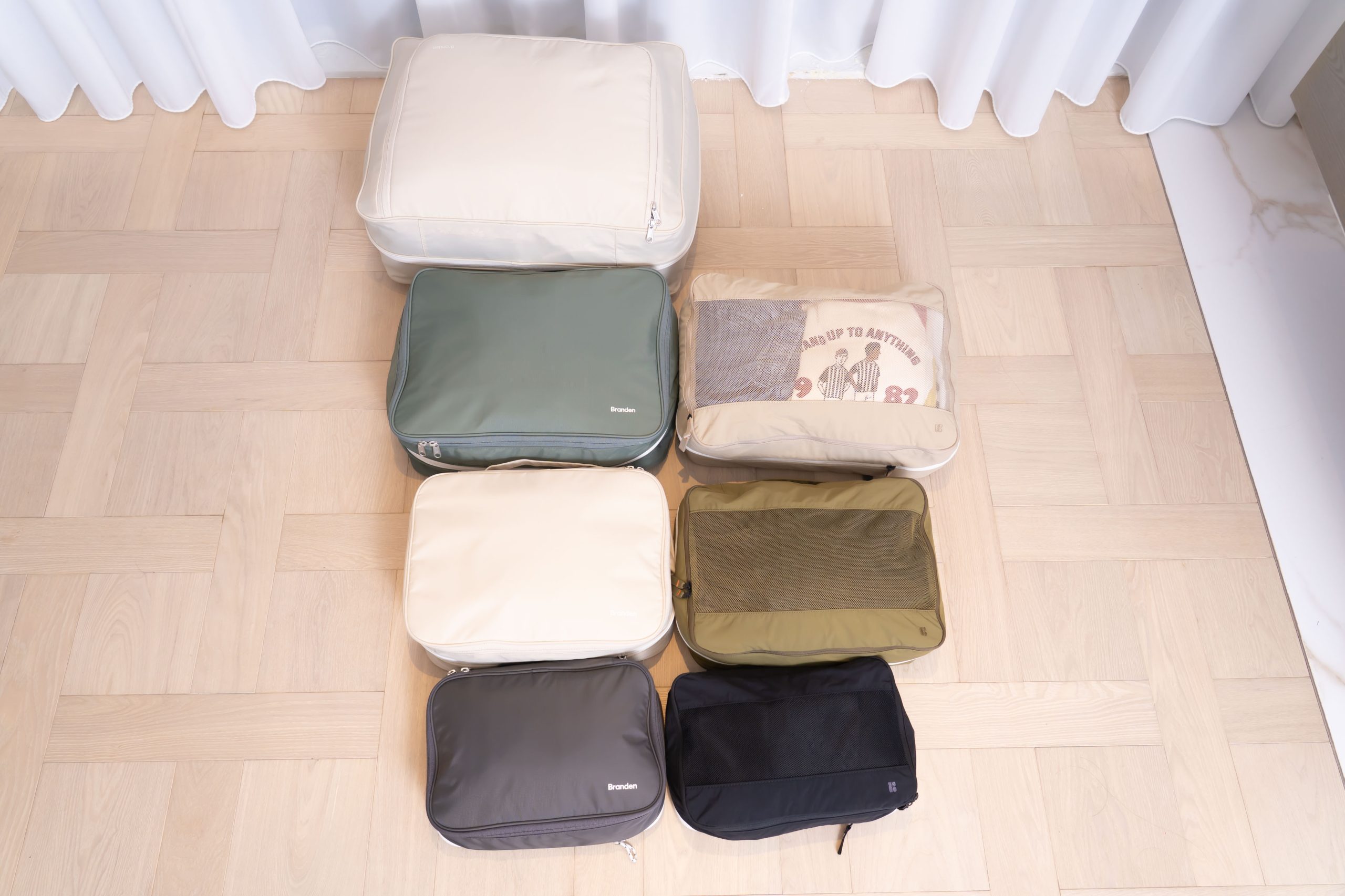 超神！拉鍊一拉多出40%收納空間！【韓國Branden收納專家｜最新二代系列＋Lite超輕量系列】壓縮收納袋(衣物/寢具/外套)。盥洗包。化妝包。護照包。防盜背包。鞋袋