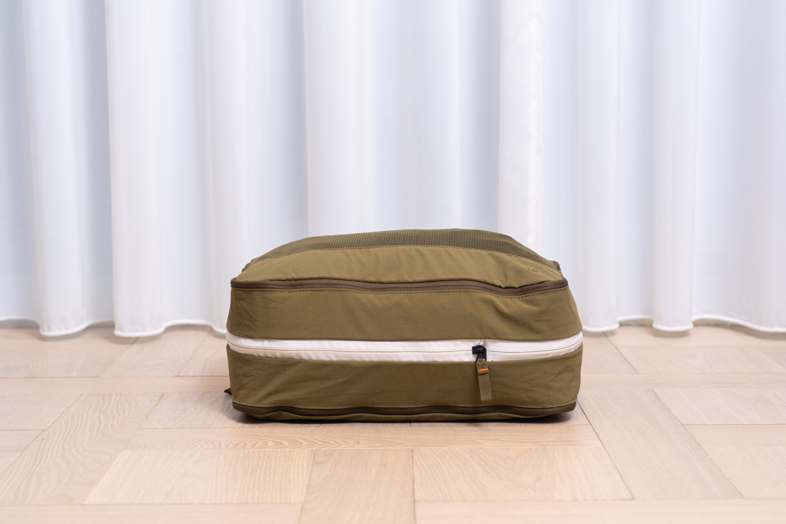 超神！拉鍊一拉多出40%收納空間！【韓國Branden收納專家｜最新二代系列＋Lite超輕量系列】壓縮收納袋(衣物/寢具/外套)。盥洗包。化妝包。護照包。防盜背包。鞋袋