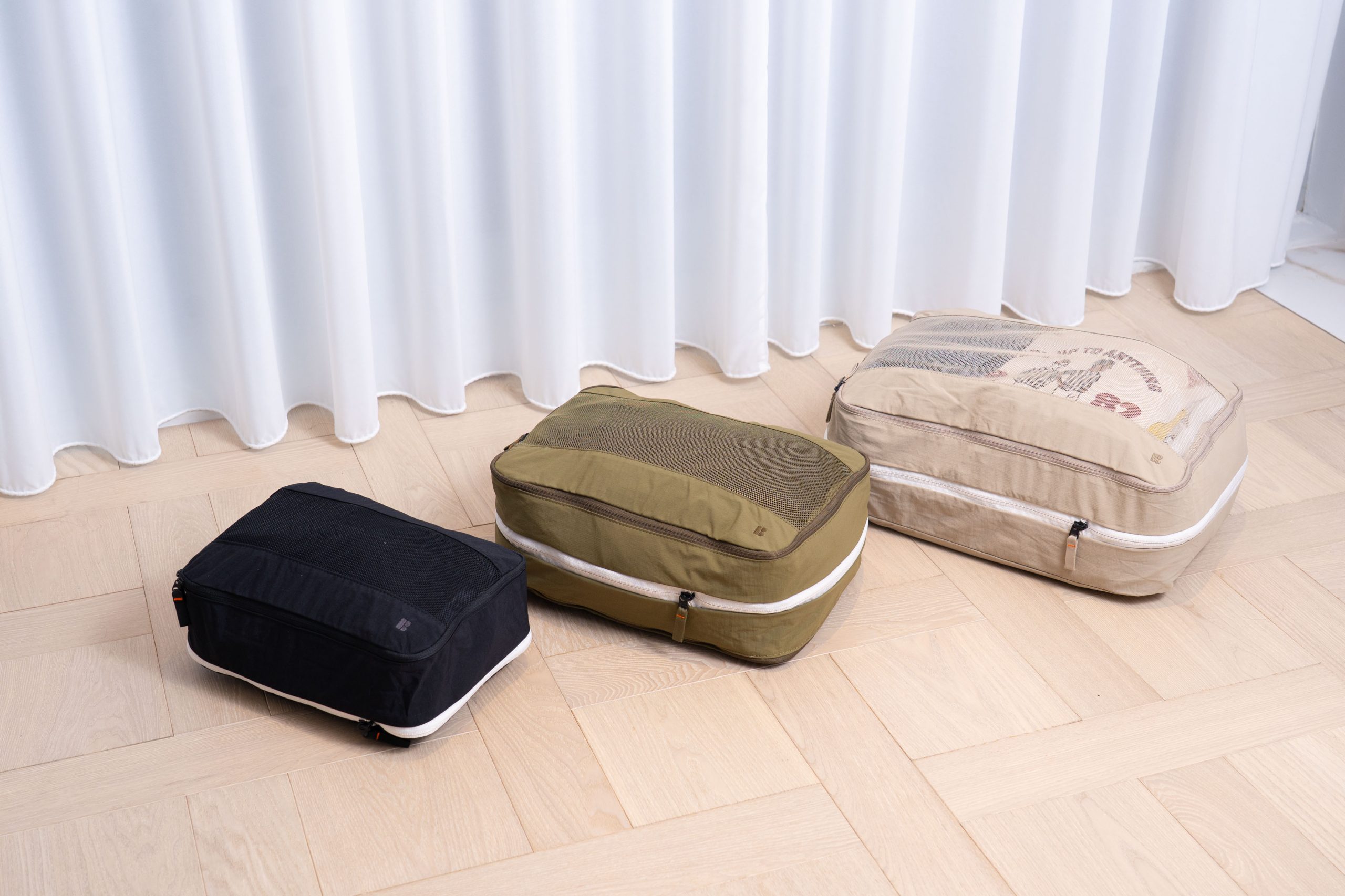 超神！拉鍊一拉多出40%收納空間！【韓國Branden收納專家｜最新二代系列＋Lite超輕量系列】壓縮收納袋(衣物/寢具/外套)。盥洗包。化妝包。護照包。防盜背包。鞋袋