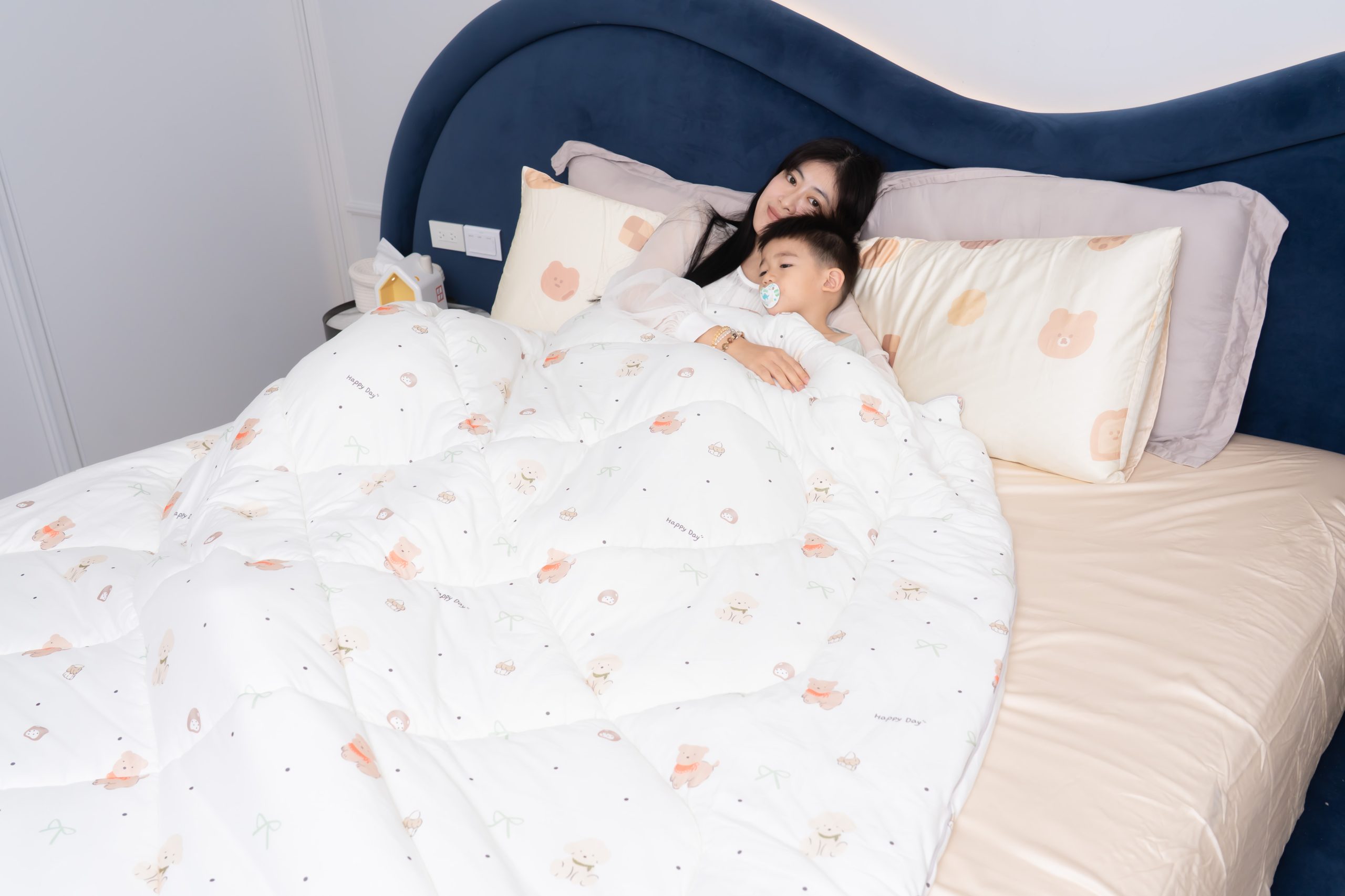 【給你柔柔嫩嫩一夜好眠｜伯尼寢具 頂級膠原蛋白60支天絲寢具+汪汪隊天絲兒童睡墊】茜茜質感好物團購