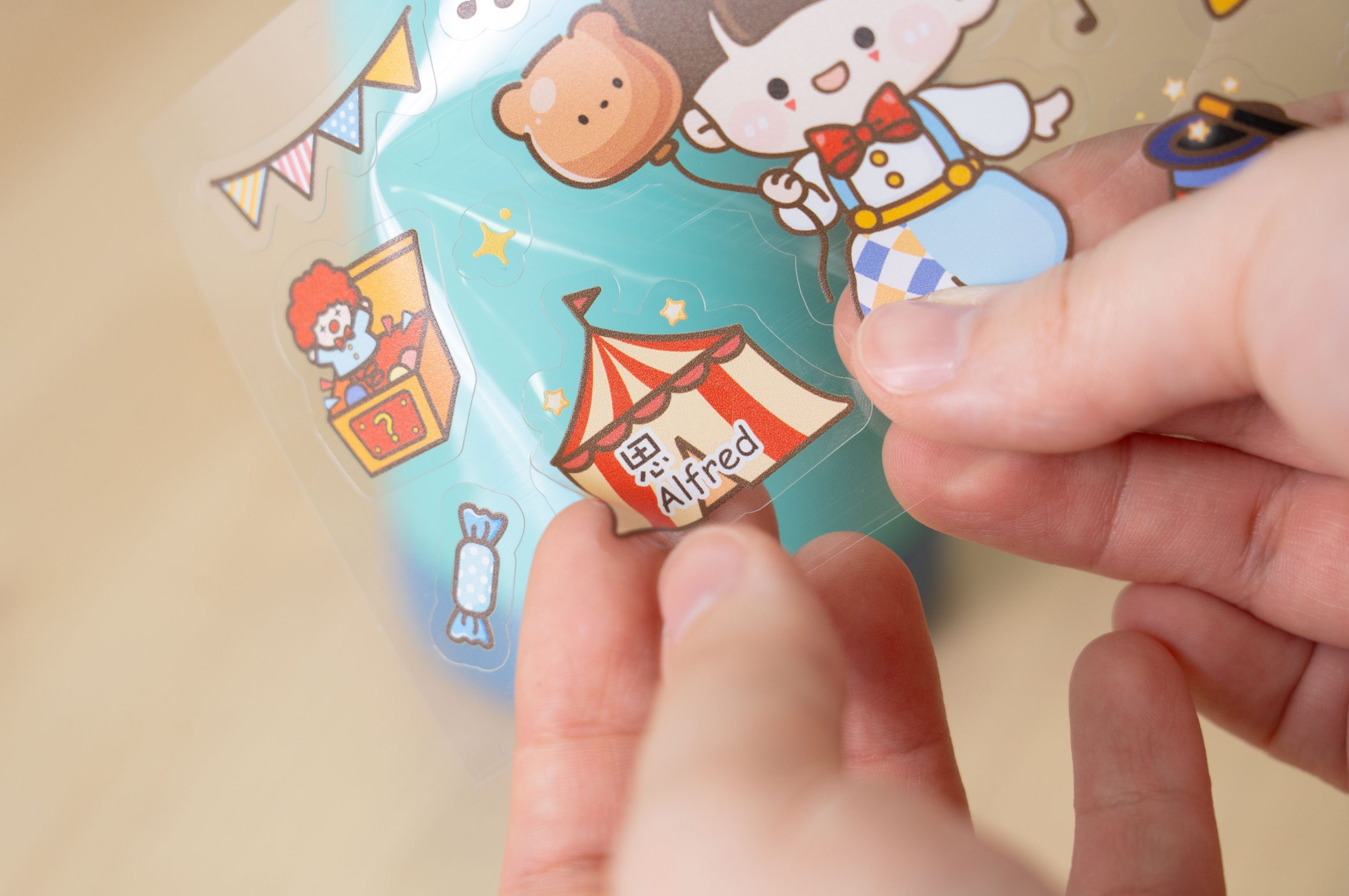 小孩必備！超實用姓名貼【作伴｜耐高溫+防水姓名貼。水晶貼。不鏽鋼水杯。衣物印章。客製餐具組。三色碗。鑰匙圈。手帕。水壺】～波力+汪汪隊聯名款！