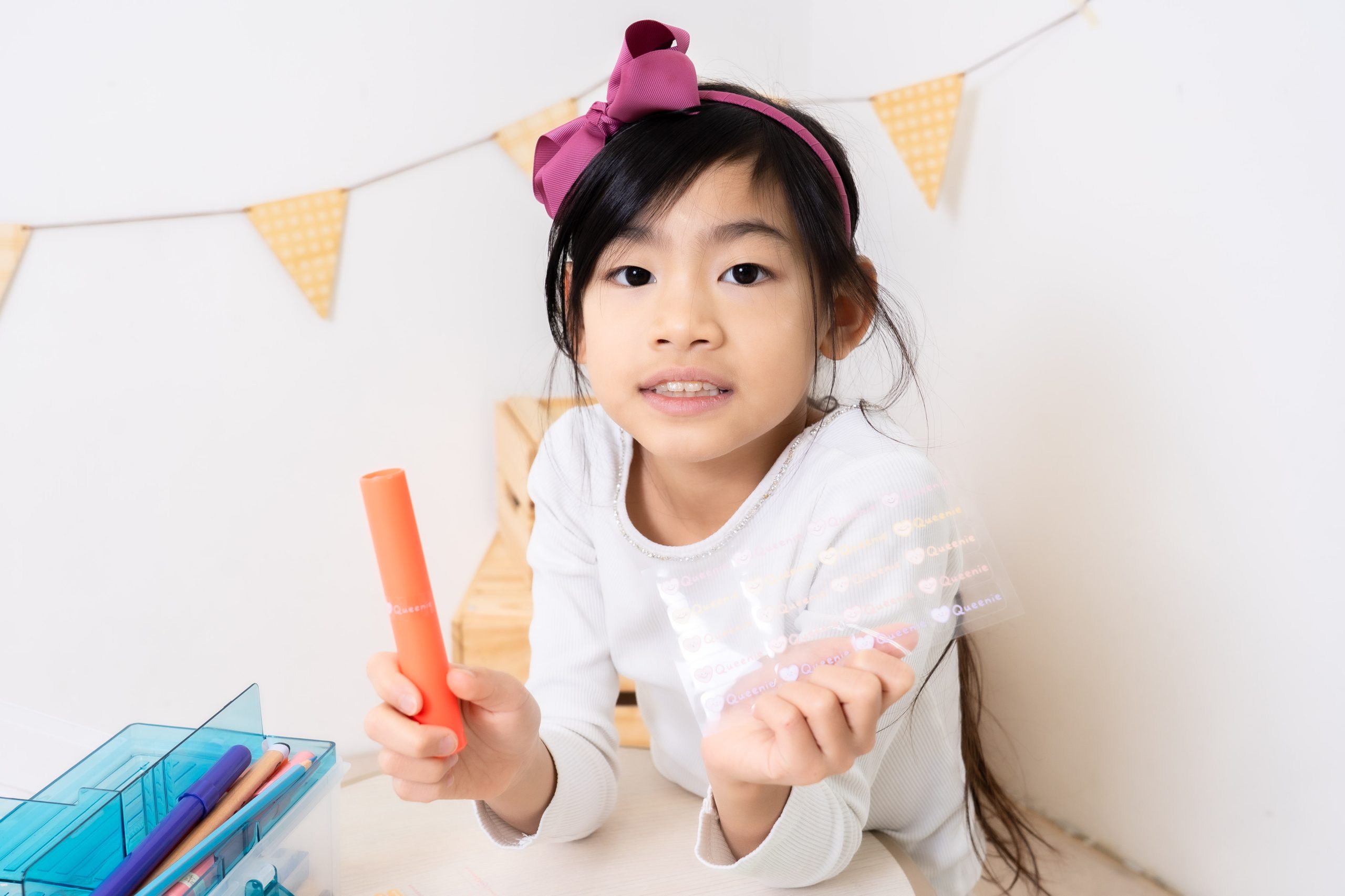 小孩必備！超實用姓名貼【作伴｜耐高溫+防水姓名貼。水晶貼。不鏽鋼水杯。衣物印章。客製餐具組。三色碗。鑰匙圈。手帕。水壺】～波力+汪汪隊聯名款！