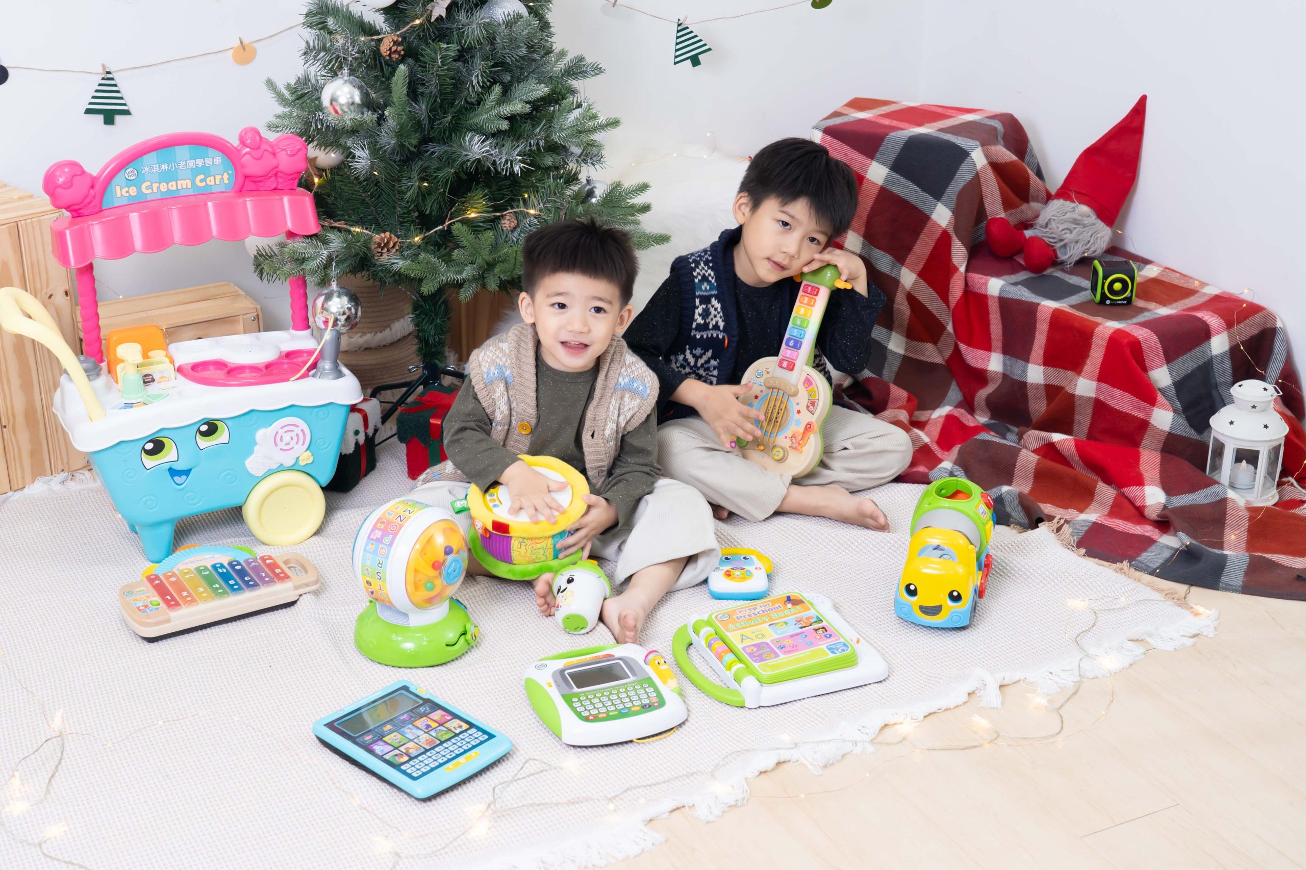 茜茜獨家新品首發【0歲～12歲玩中學英文｜美國Leap Frog跳跳蛙 英文學習互動玩具～超好玩】