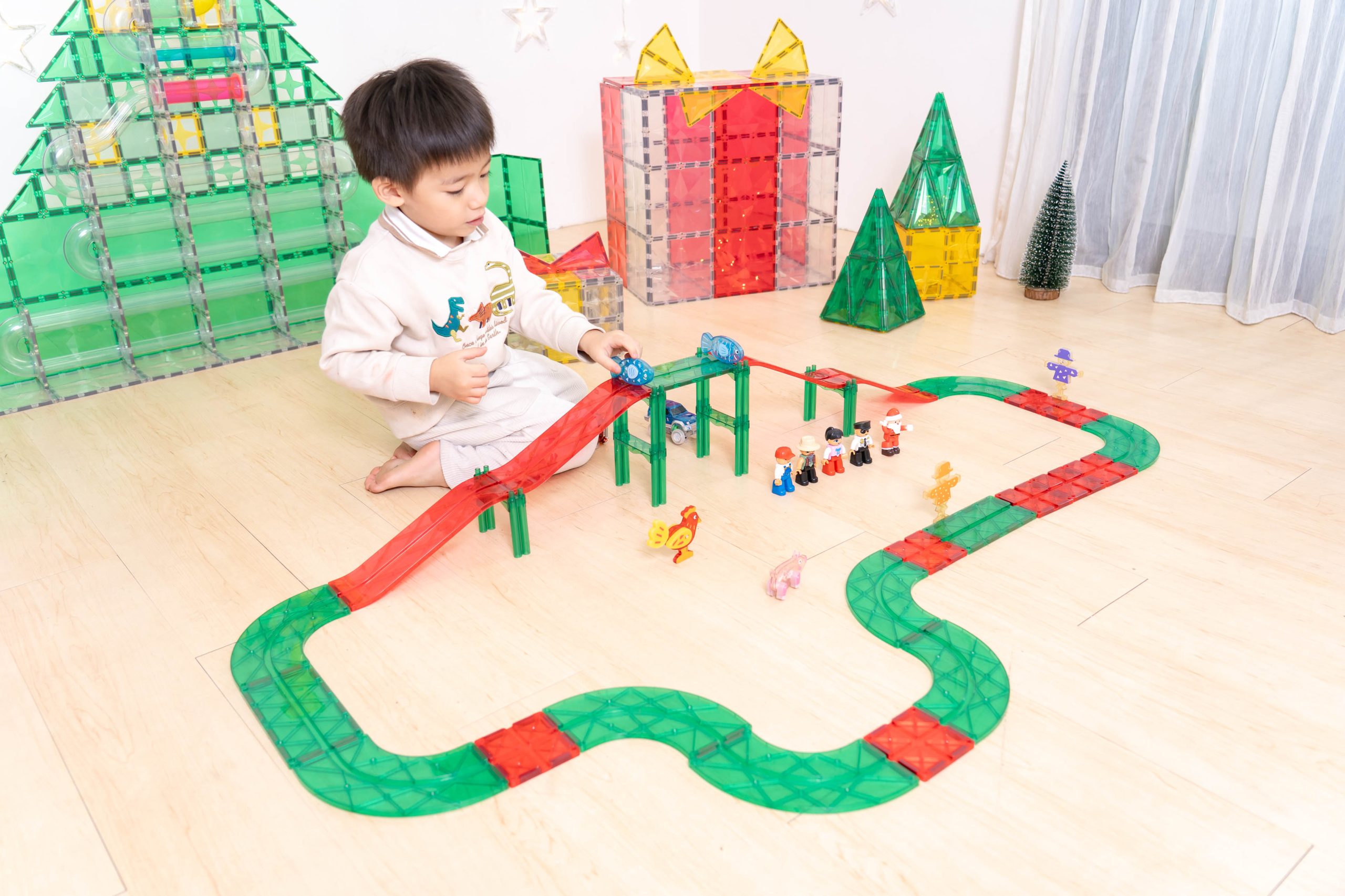 玩出未來創造力【MNTL多彩藝術磁力片、磁力積木、迷你磁力片】0-10歲玩法分享+實玩影片｜茜茜團購推薦