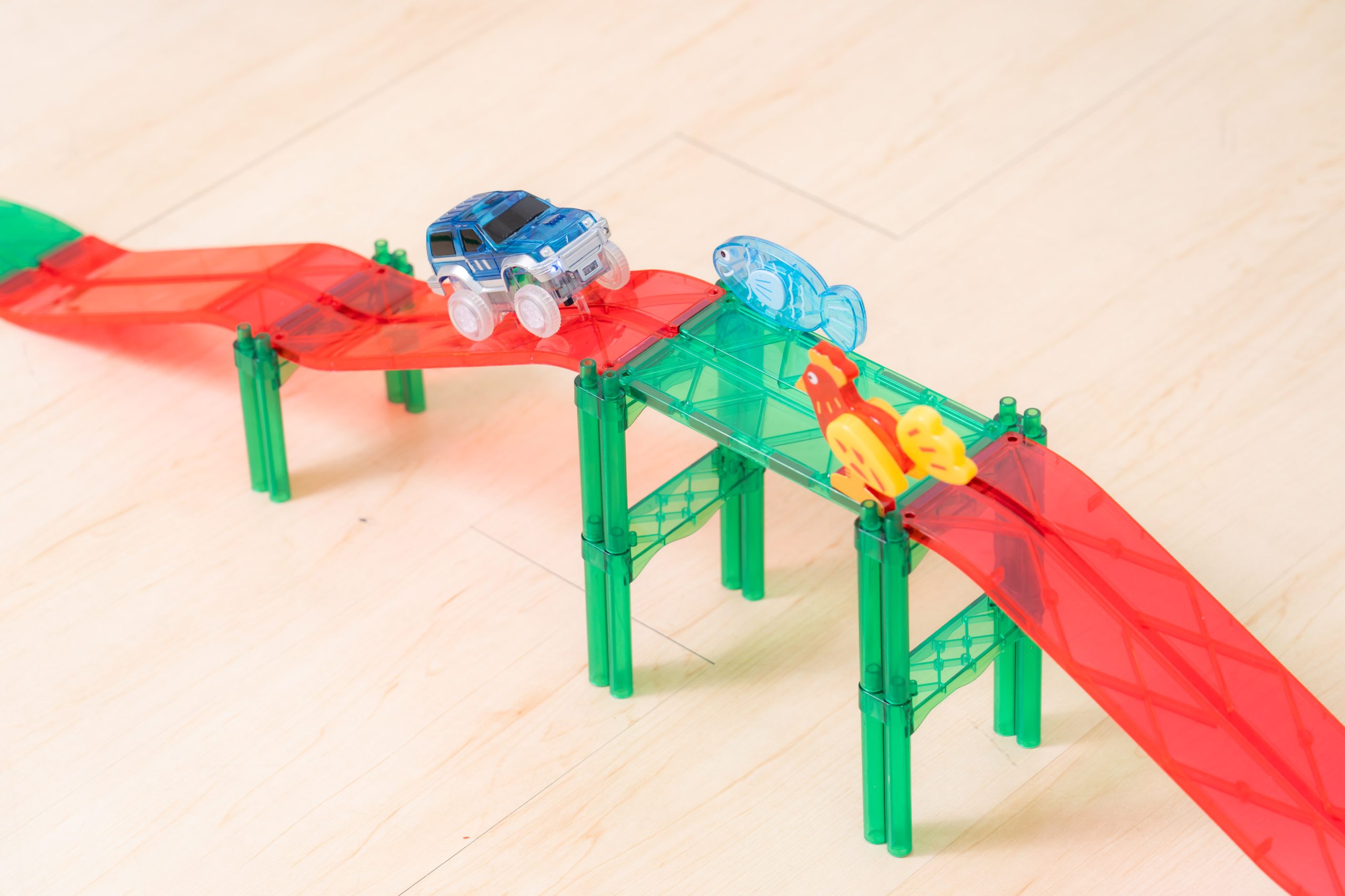 玩出未來創造力【MNTL多彩藝術磁力片、磁力積木、迷你磁力片】0-10歲玩法分享+實玩影片｜茜茜團購推薦