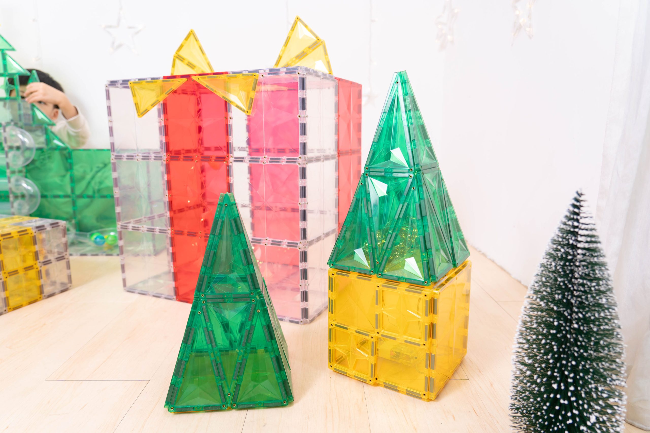 玩出未來創造力【MNTL多彩藝術磁力片、磁力積木、迷你磁力片】0-10歲玩法分享+實玩影片｜茜茜團購推薦