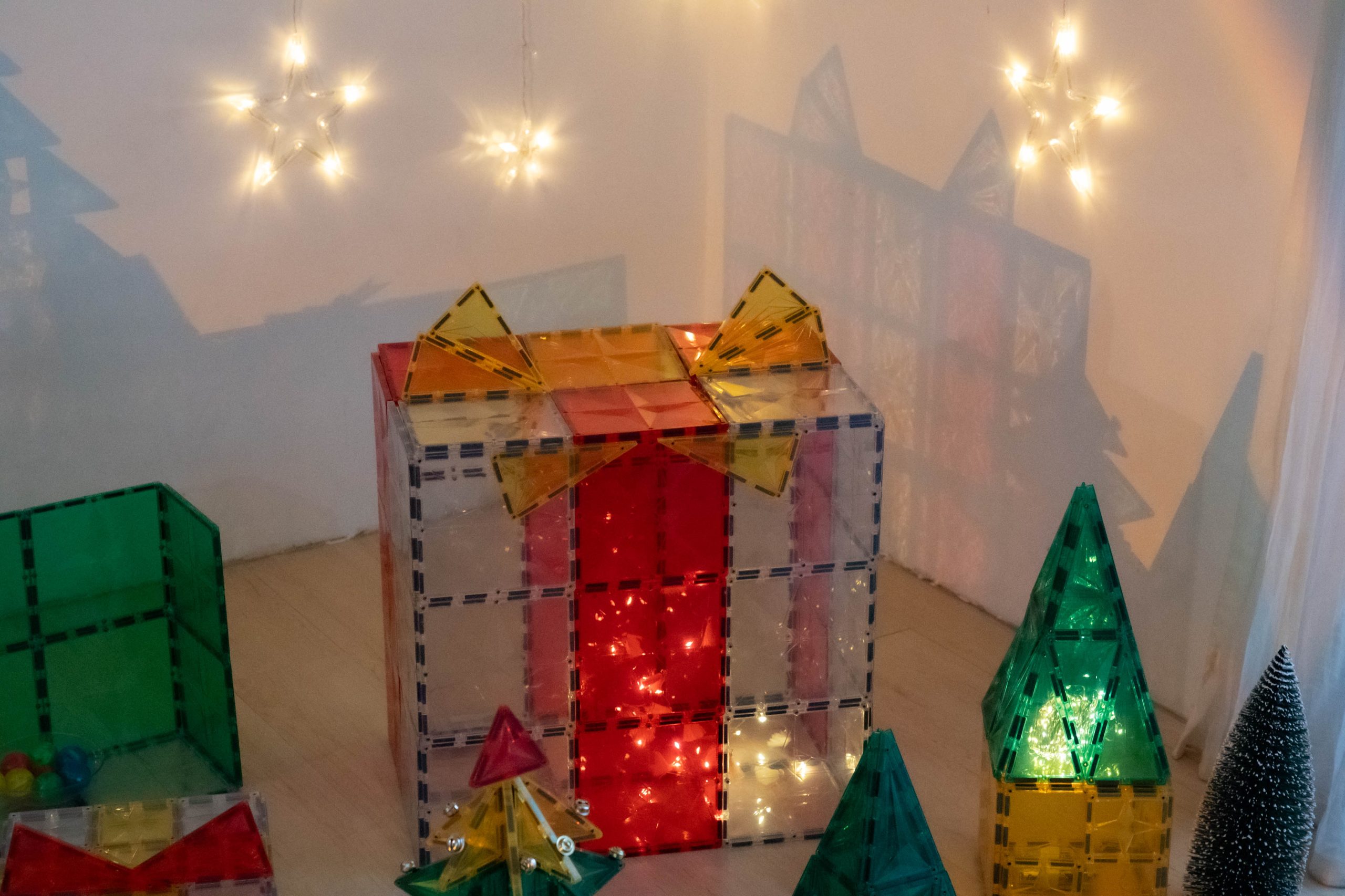 玩出未來創造力【MNTL多彩藝術磁力片、磁力積木、迷你磁力片】0-10歲玩法分享+實玩影片｜茜茜團購推薦