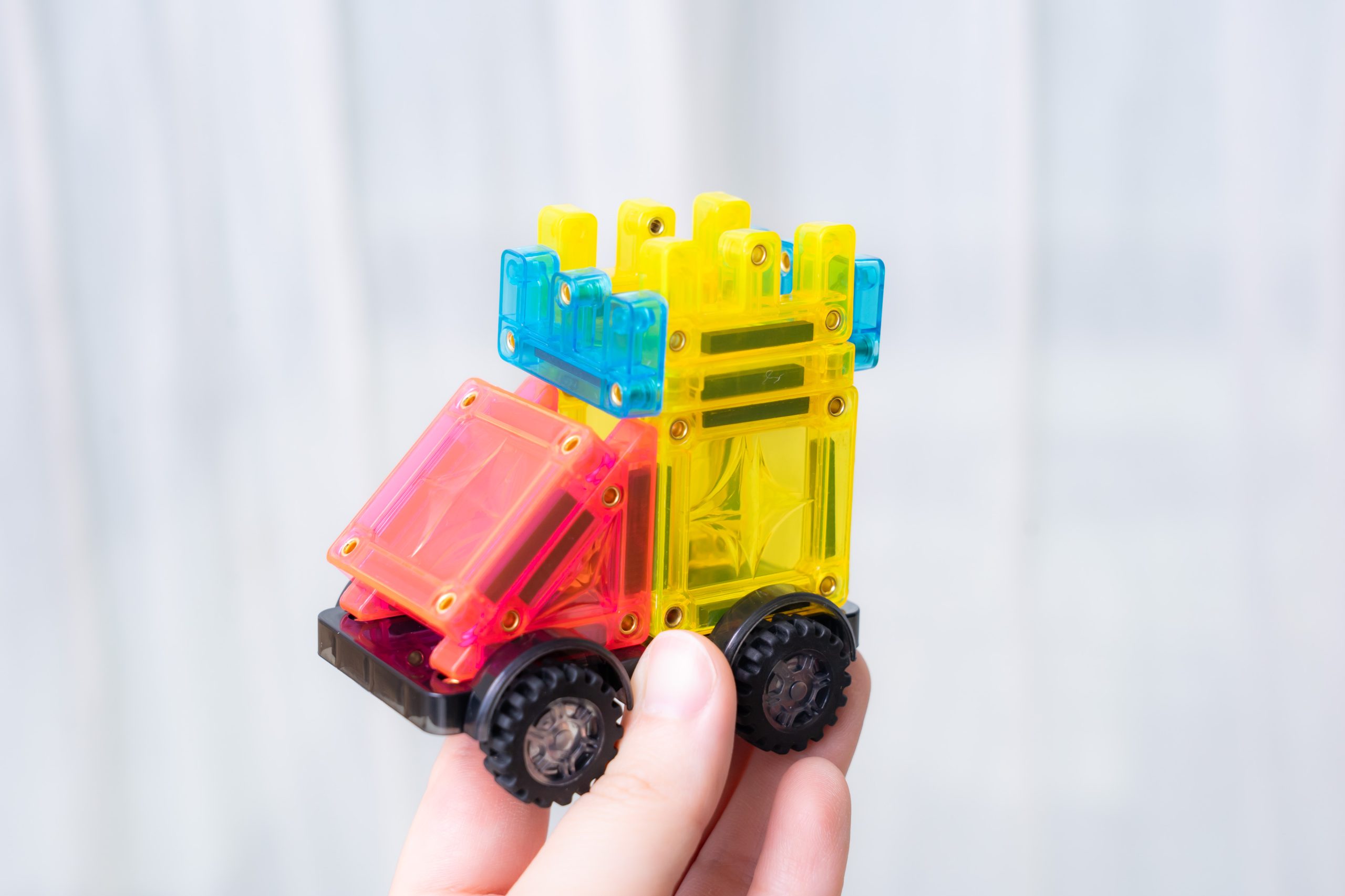 玩出未來創造力【MNTL多彩藝術磁力片、磁力積木、迷你磁力片】0-10歲玩法分享+實玩影片｜茜茜團購推薦