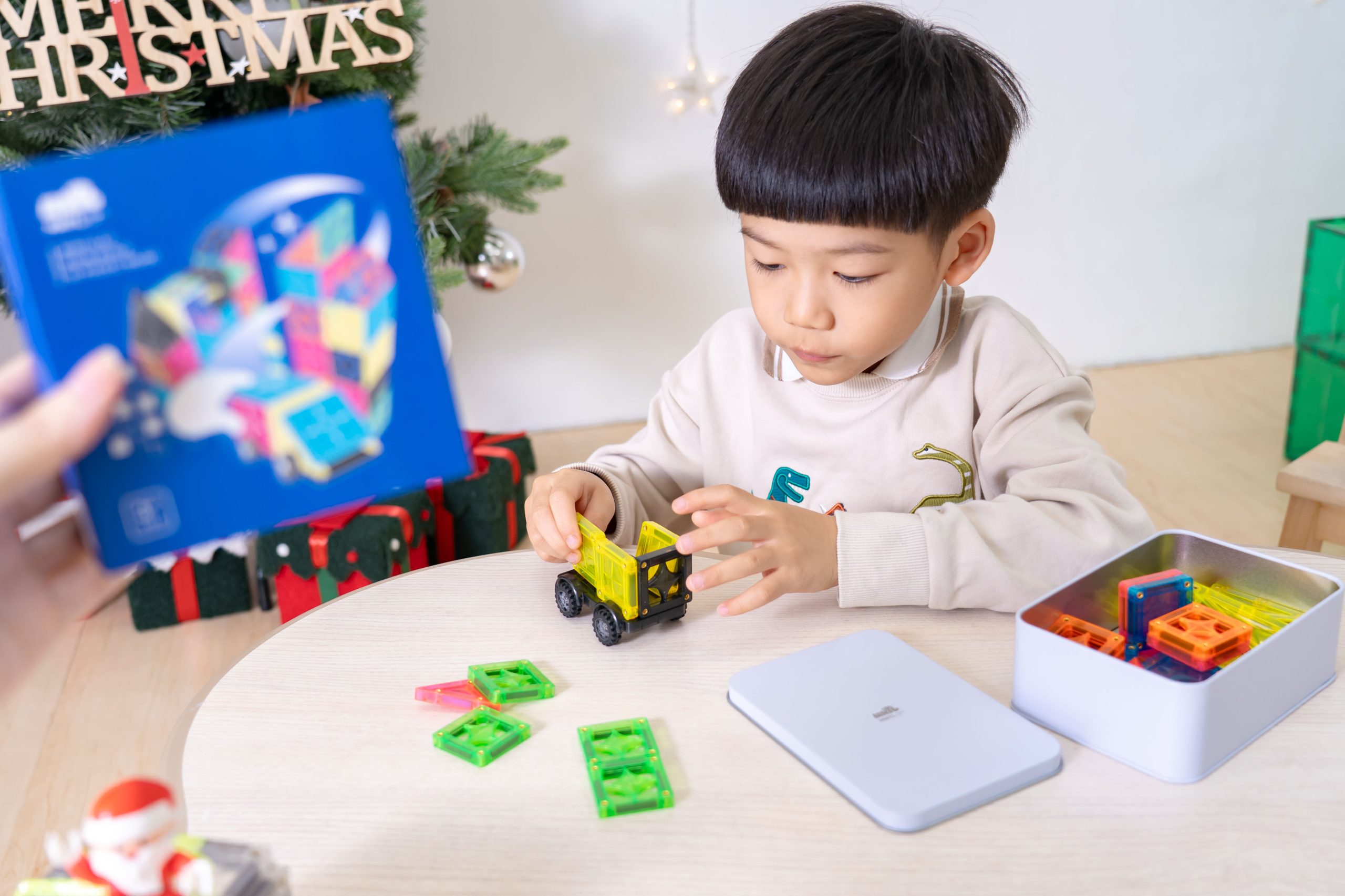 玩出未來創造力【MNTL多彩藝術磁力片、磁力積木、迷你磁力片】0-10歲玩法分享+實玩影片｜茜茜團購推薦