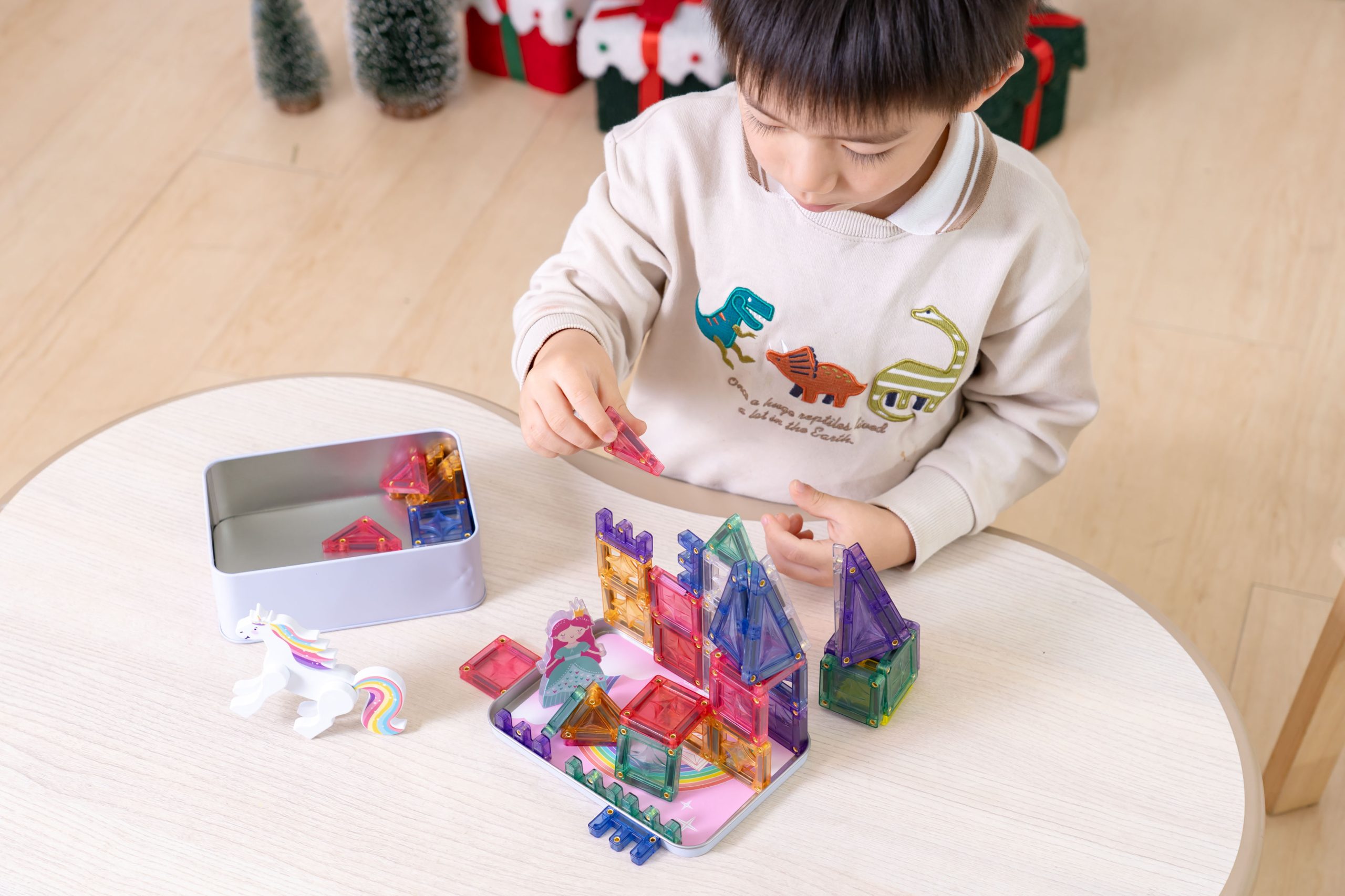 玩出未來創造力【MNTL多彩藝術磁力片、磁力積木、迷你磁力片】0-10歲玩法分享+實玩影片｜茜茜團購推薦