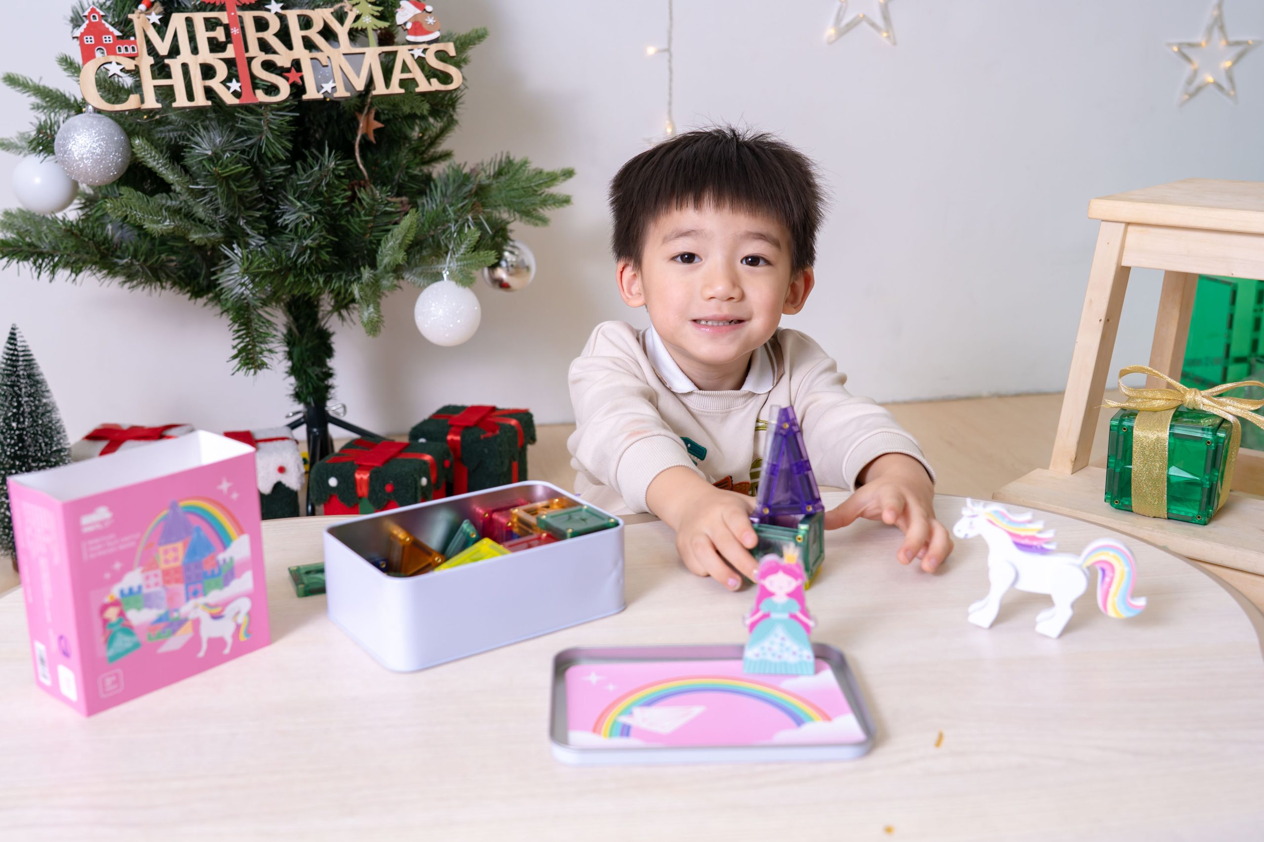 玩出未來創造力【MNTL多彩藝術磁力片、磁力積木、迷你磁力片】0-10歲玩法分享+實玩影片｜茜茜團購推薦