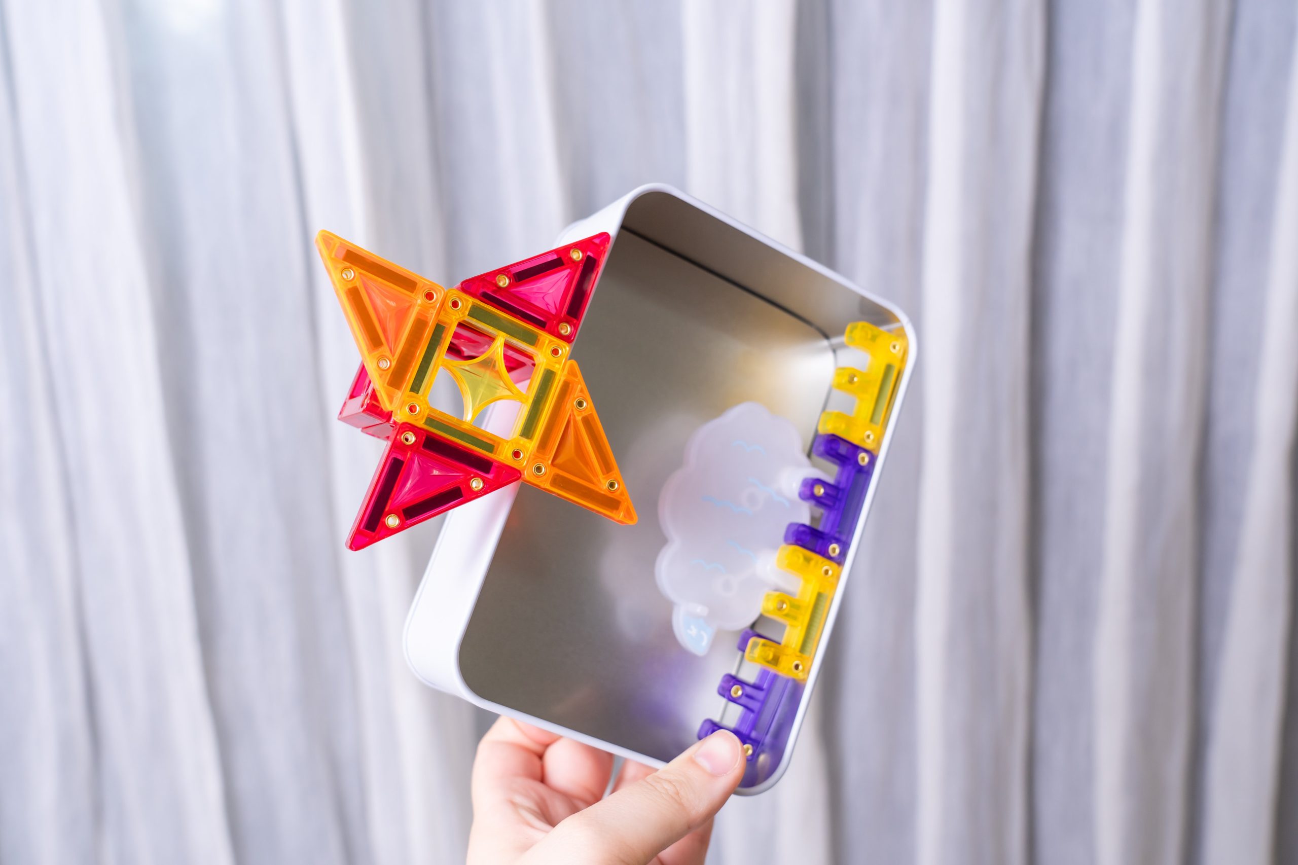 玩出未來創造力【MNTL多彩藝術磁力片、磁力積木、迷你磁力片】0-10歲玩法分享+實玩影片｜茜茜團購推薦