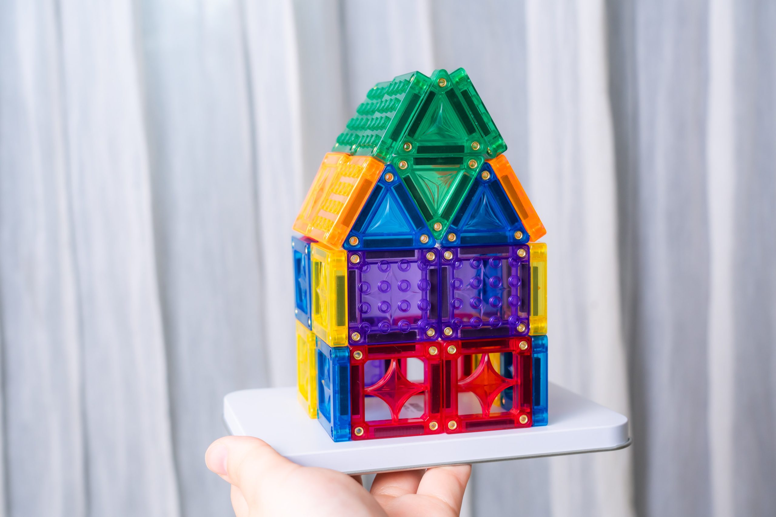 玩出未來創造力【MNTL多彩藝術磁力片、磁力積木、迷你磁力片】0-10歲玩法分享+實玩影片｜茜茜團購推薦