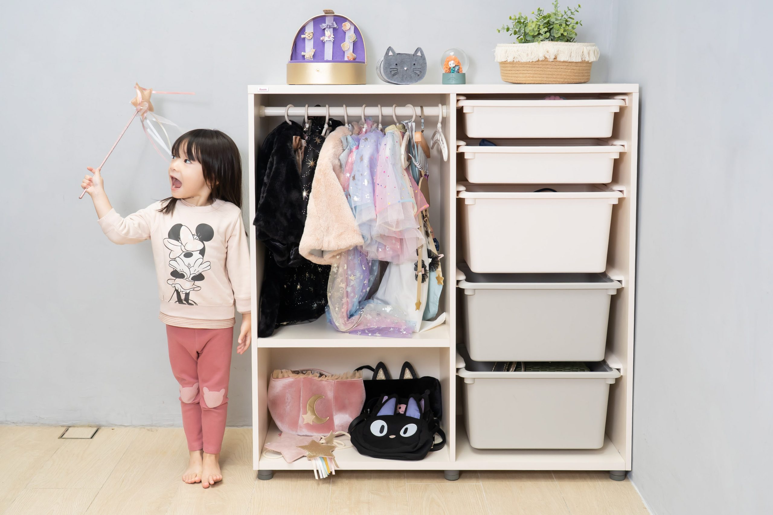 兒童房佈置採購全攻略【韓國iloom怡倫家居|書櫃+玩具櫃+故事屋|豌豆桌椅+小鴨電動書桌椅|雲朵床+雙層床|電動沙發+桌|安全無毒最安心】 兒童房佈置採購全攻略【韓國iloom怡倫家居|書櫃+玩具櫃+故事屋|豌豆桌椅+小鴨電動書桌椅|雲朵床+雙層床|電動沙發+桌|安全無毒最安心】