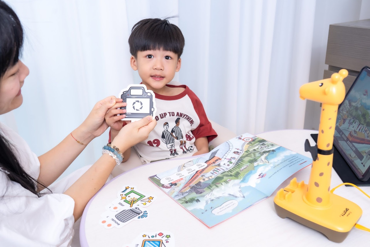 讓孩子愛上閱讀！【AR pedia虛實互動式英文繪本。中英發音】AR Words英語角色扮演+迪士尼互動繪本｜導讀電子書+茜茜延伸教材+學習單