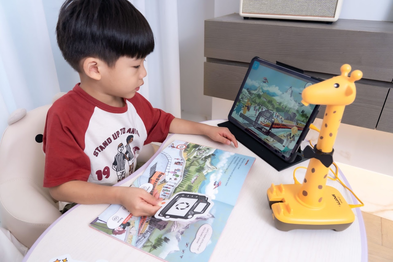 讓孩子愛上閱讀！【AR pedia虛實互動式英文繪本。中英發音】AR Words英語角色扮演+迪士尼互動繪本｜導讀電子書+茜茜延伸教材+學習單