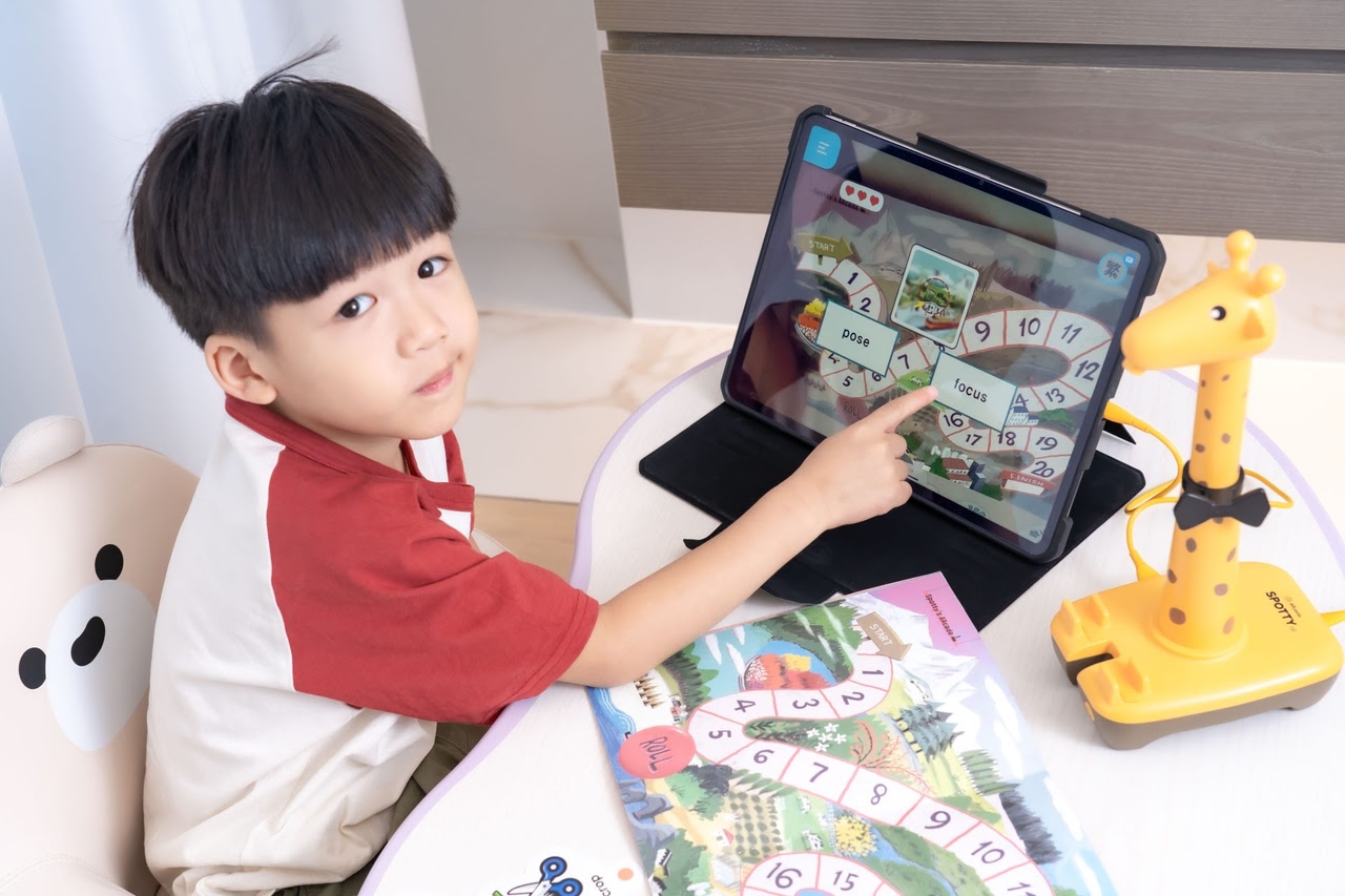 讓孩子愛上閱讀！【AR pedia虛實互動式英文繪本。中英發音】AR Words英語角色扮演+迪士尼互動繪本｜導讀電子書+茜茜延伸教材+學習單
