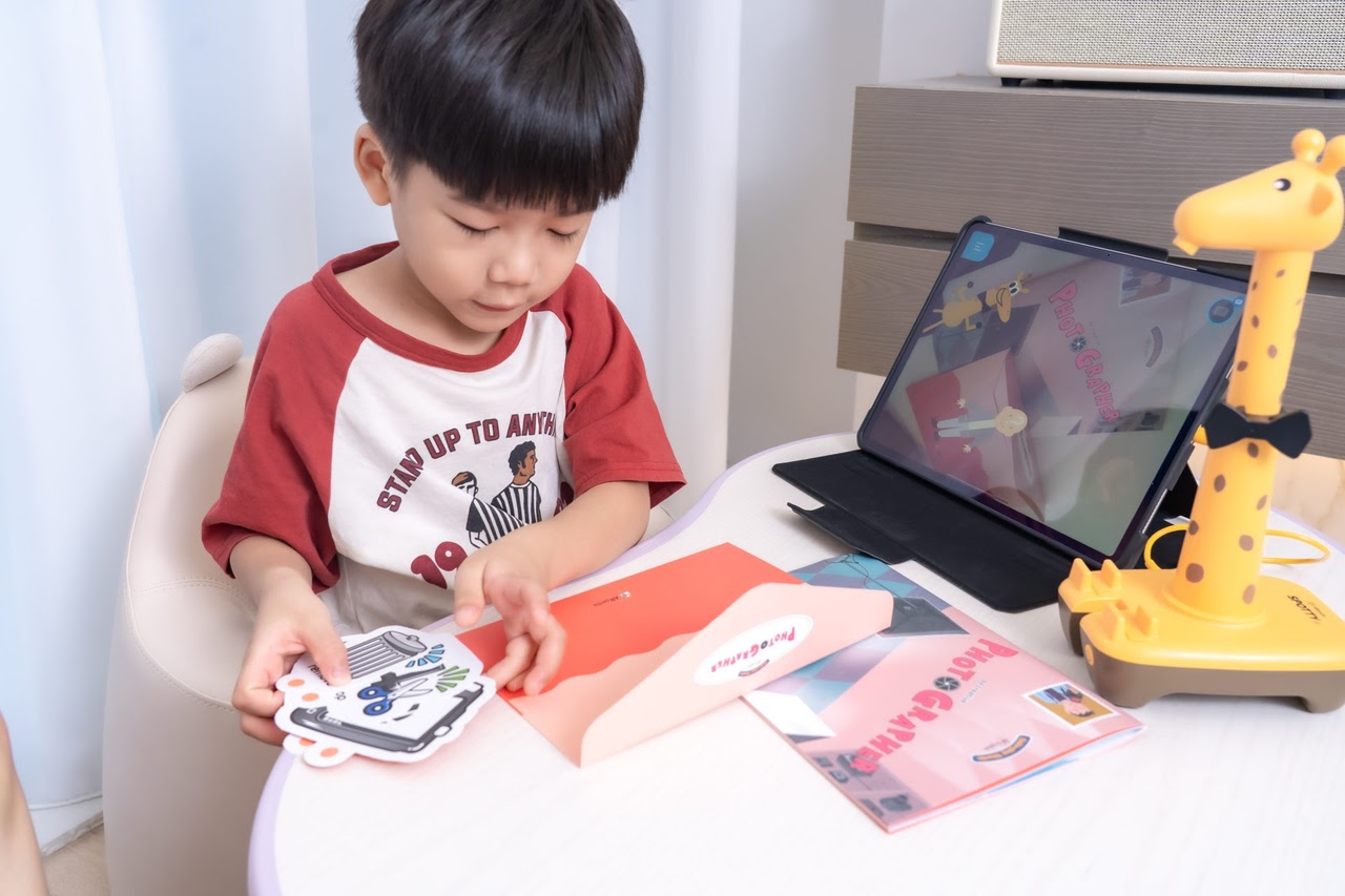 讓孩子愛上閱讀！【AR pedia虛實互動式英文繪本。中英發音】AR Words英語角色扮演+迪士尼互動繪本｜導讀電子書+茜茜延伸教材+學習單