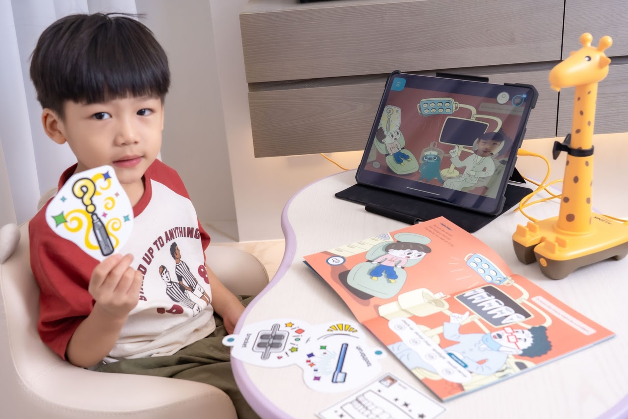 讓孩子愛上閱讀！【AR pedia虛實互動式英文繪本。中英發音】AR Words英語角色扮演+迪士尼互動繪本｜導讀電子書+茜茜延伸教材+學習單